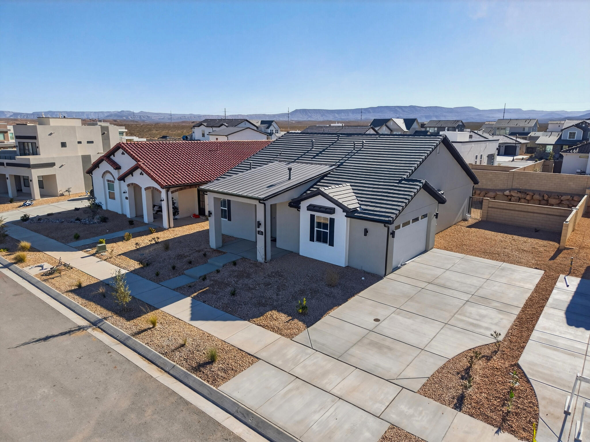 DESERT COLOR SAGE HAVEN - Residential