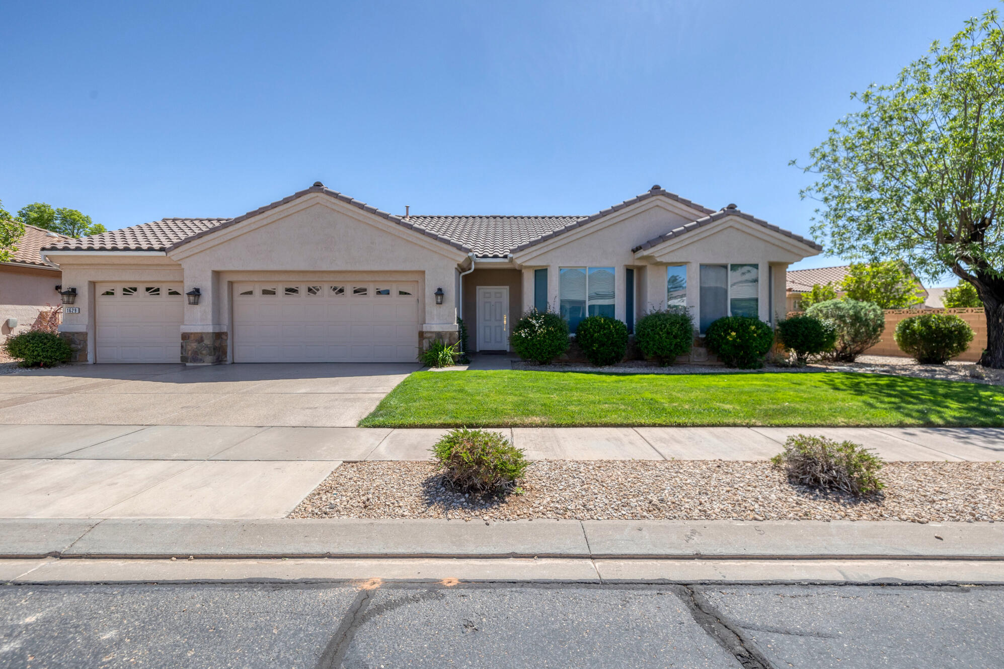 SUN RIVER - Residential