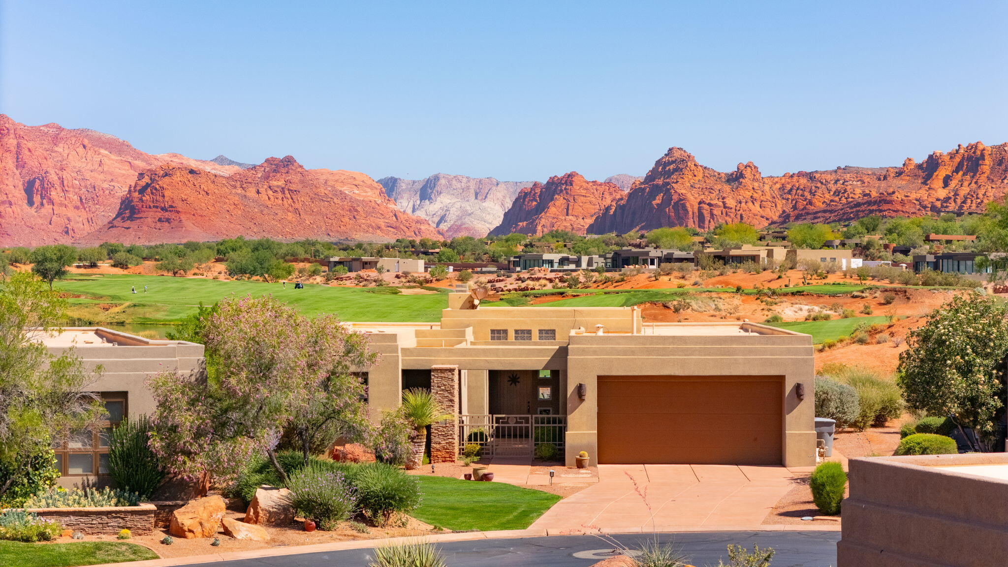 ENTRADA PAIUTE SPRINGS - Residential