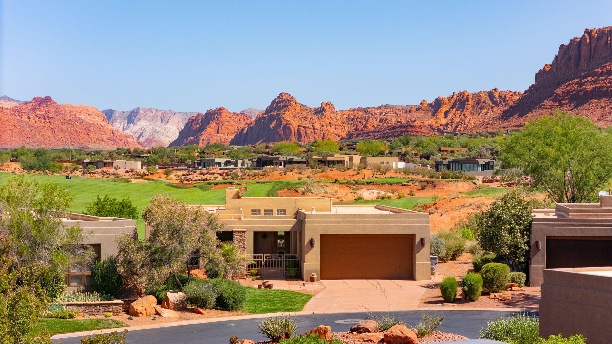 ENTRADA PAIUTE SPRINGS - Residential