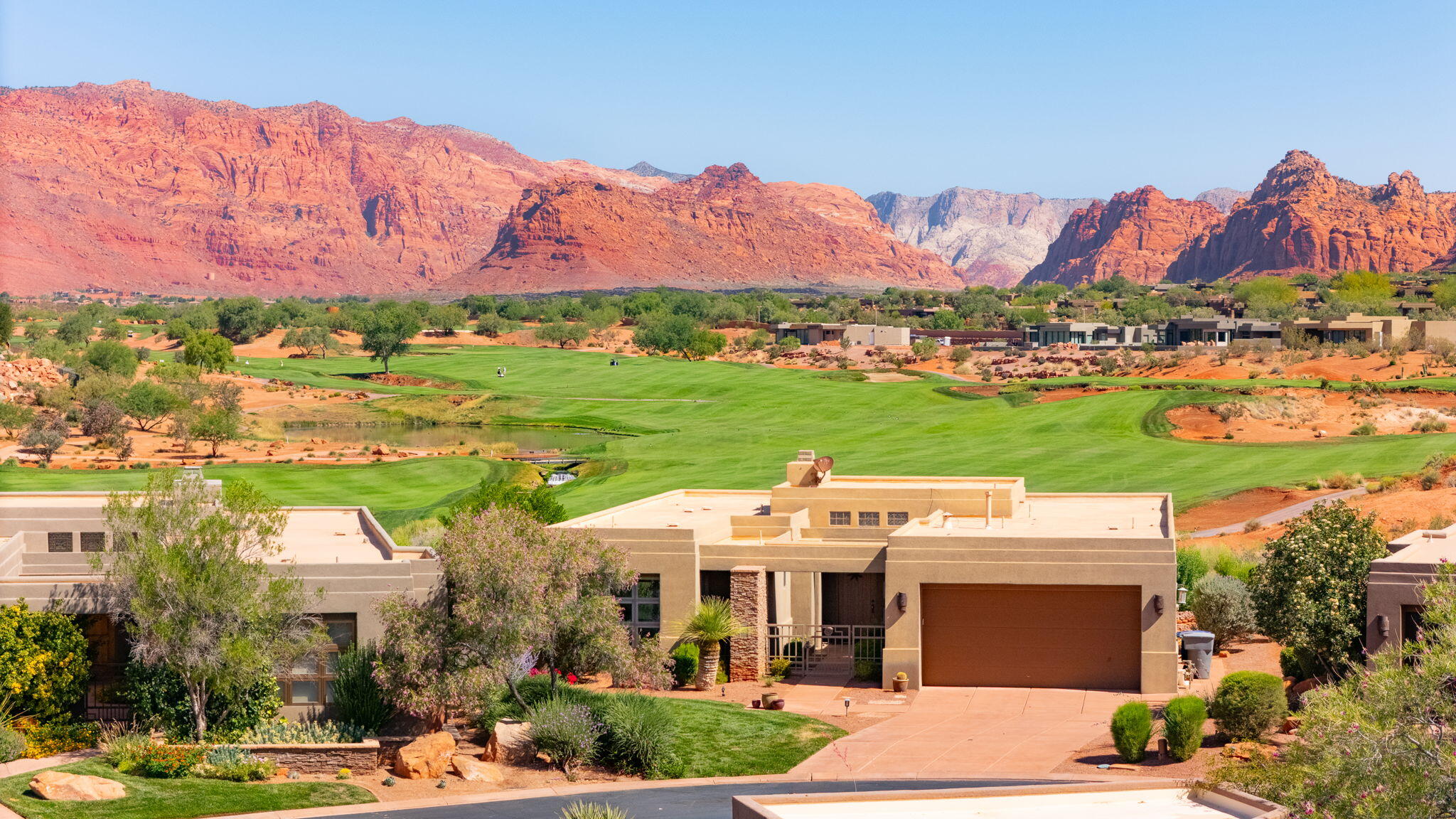 ENTRADA PAIUTE SPRINGS - Residential
