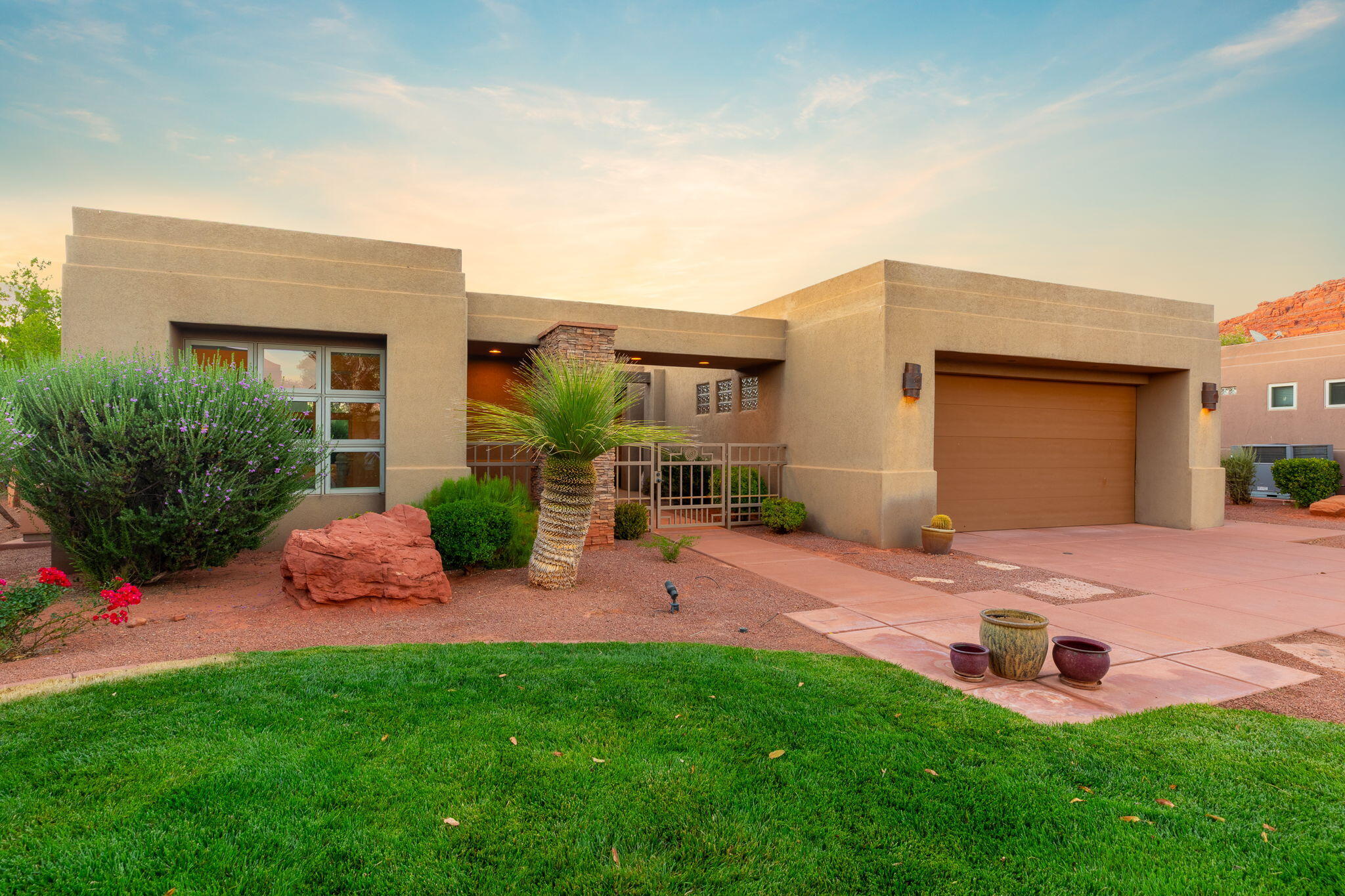 ENTRADA PAIUTE SPRINGS - Residential