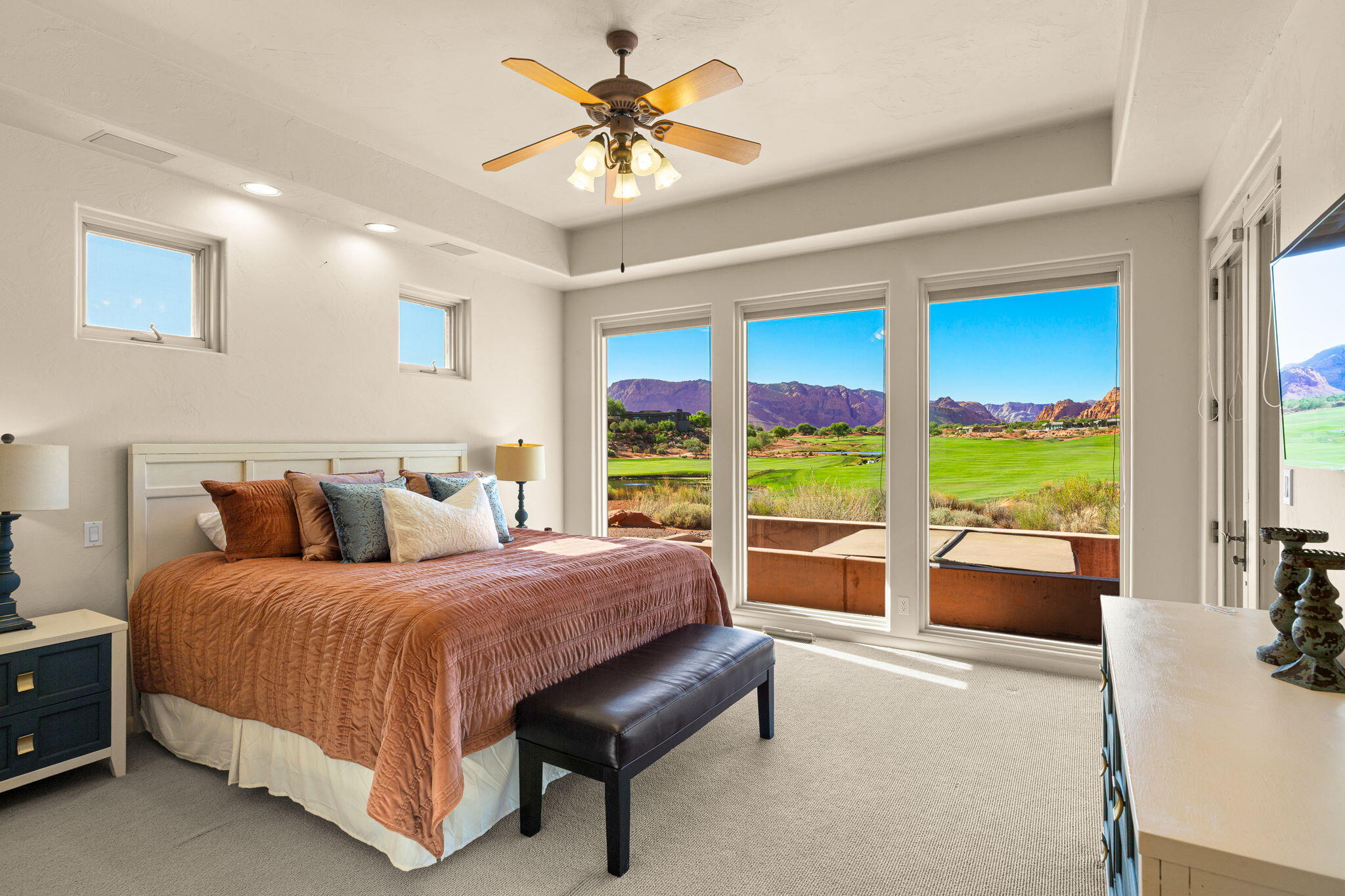 ENTRADA PAIUTE SPRINGS - Residential