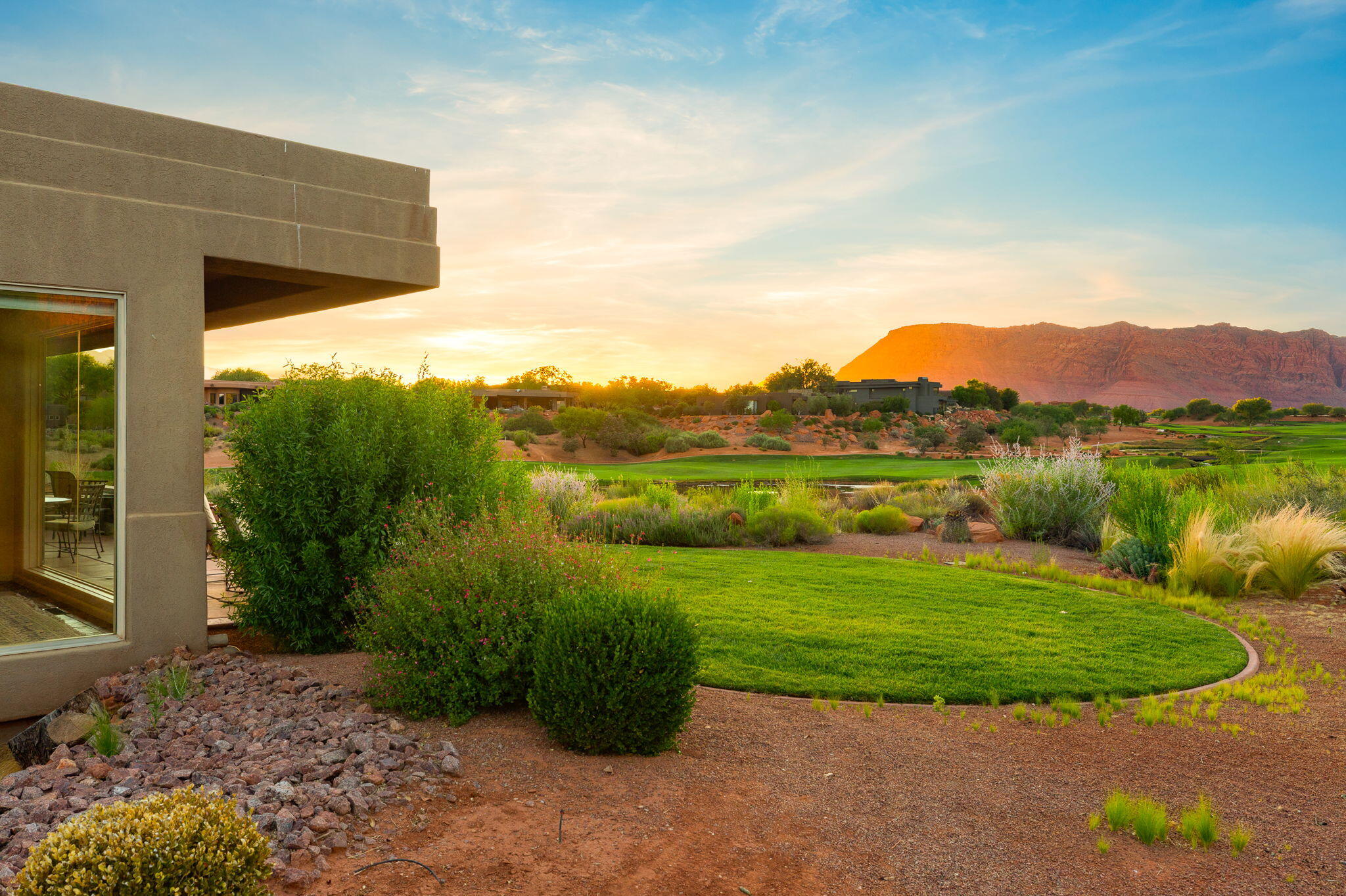 ENTRADA PAIUTE SPRINGS - Residential
