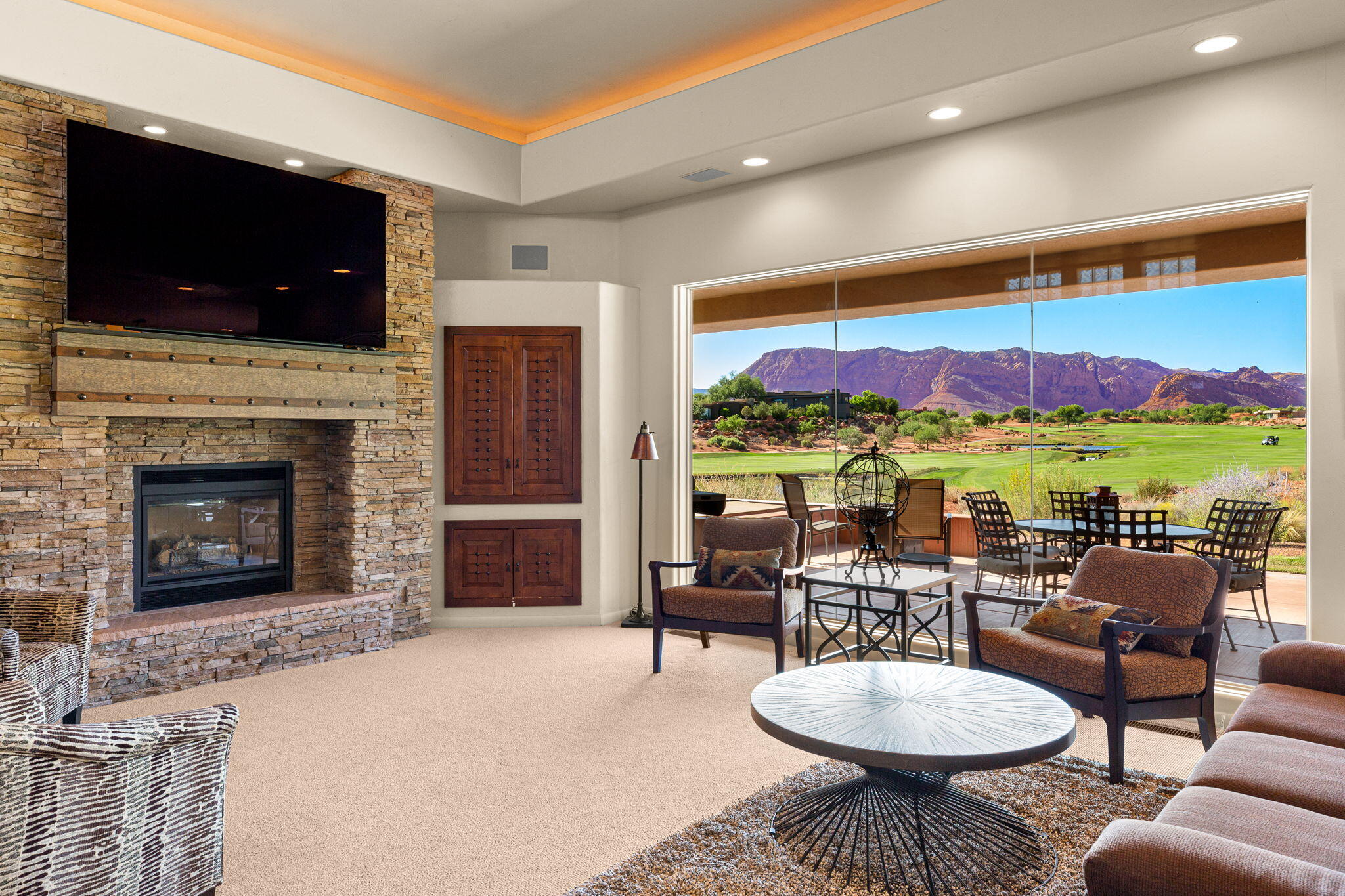 ENTRADA PAIUTE SPRINGS - Residential