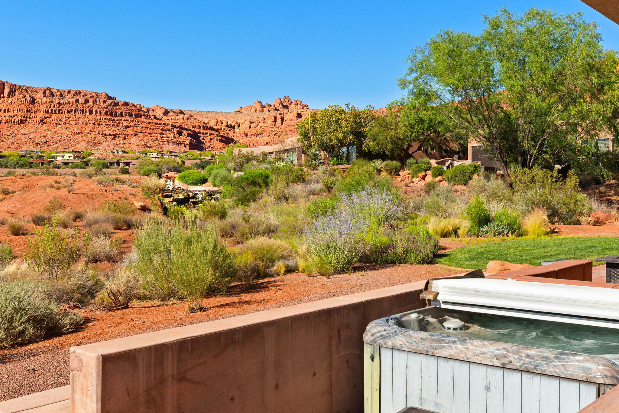 ENTRADA PAIUTE SPRINGS - Residential