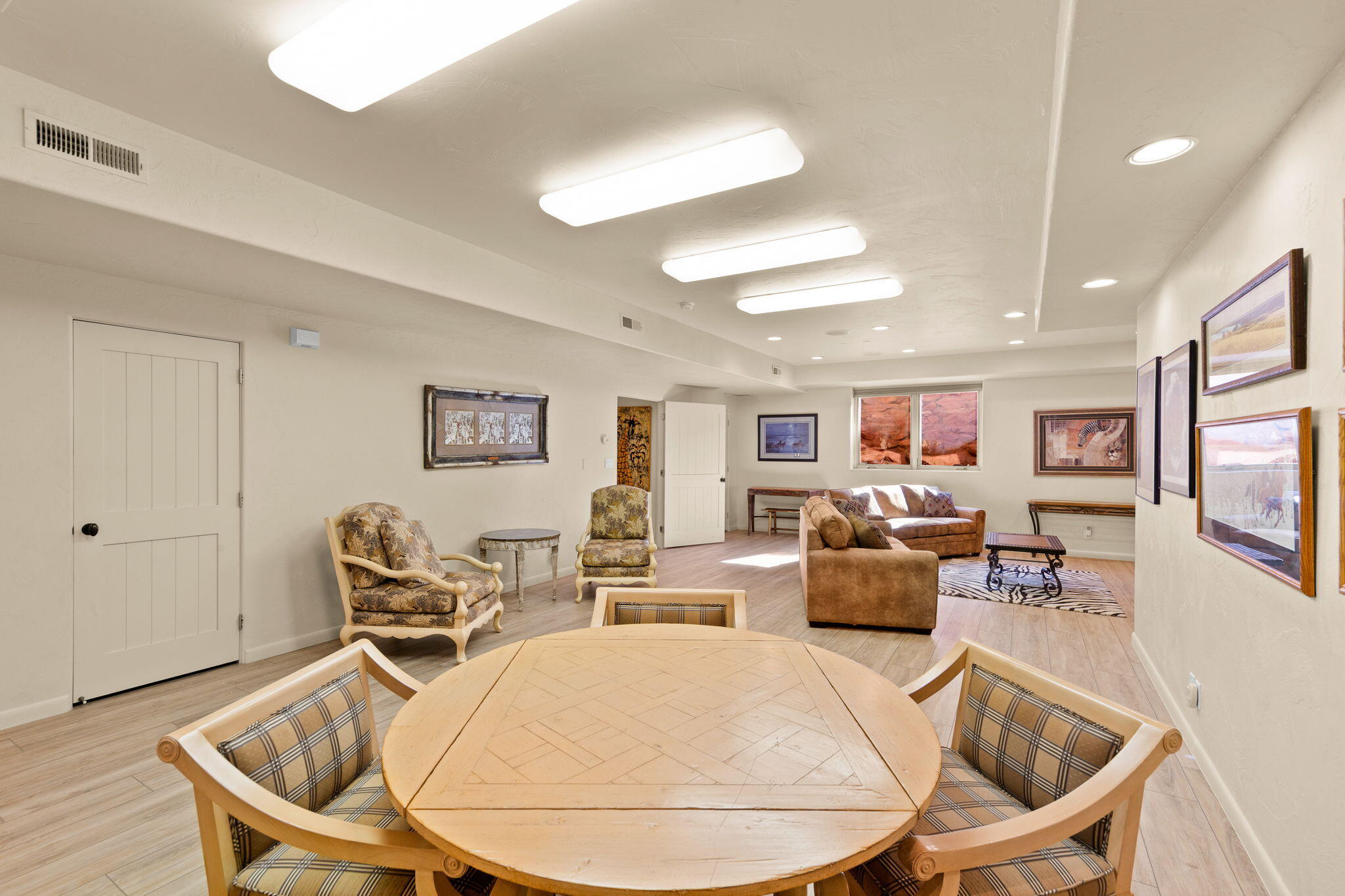 ENTRADA PAIUTE SPRINGS - Residential