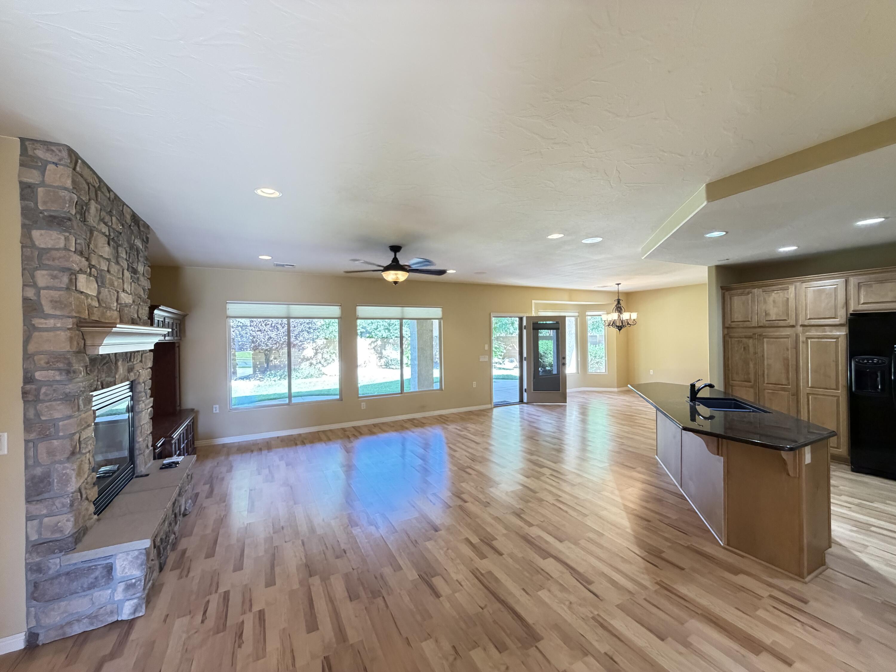 SUN RIVER - Residential