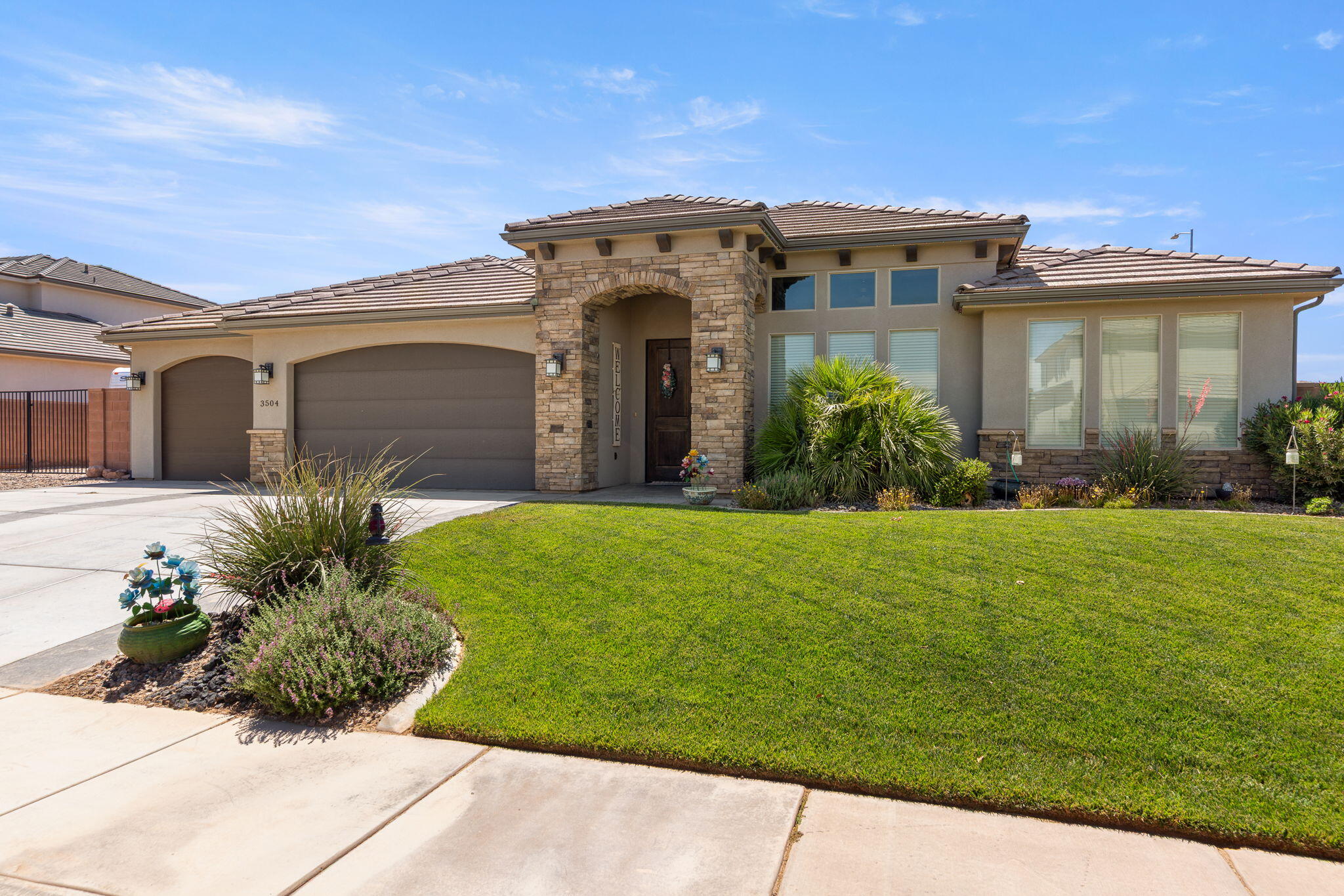 FIELDSTONE - Residential