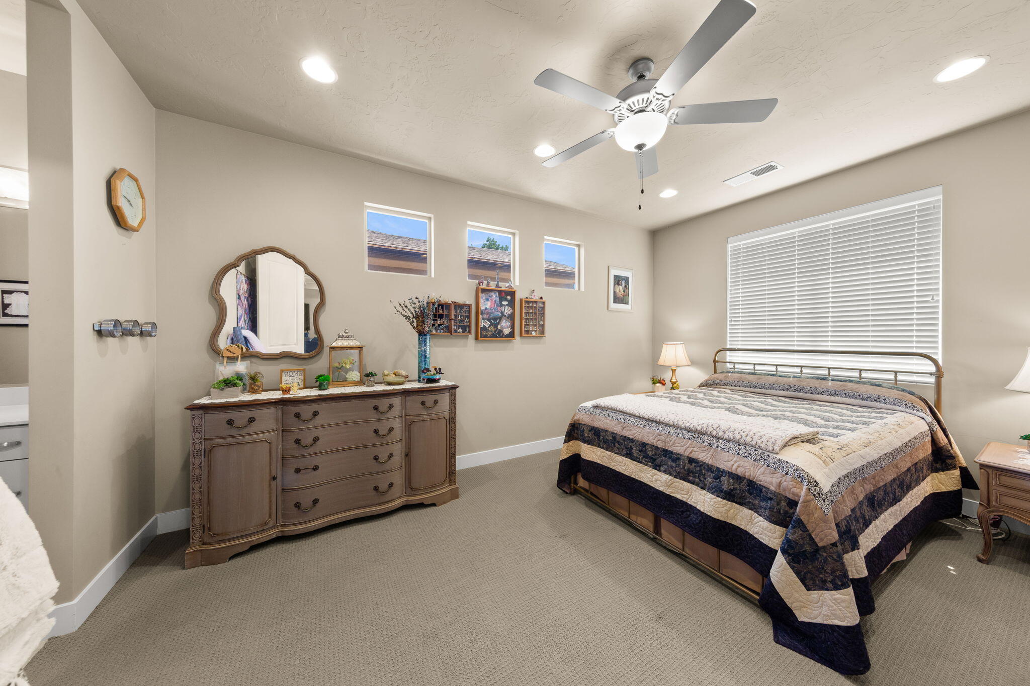 FIELDSTONE - Residential