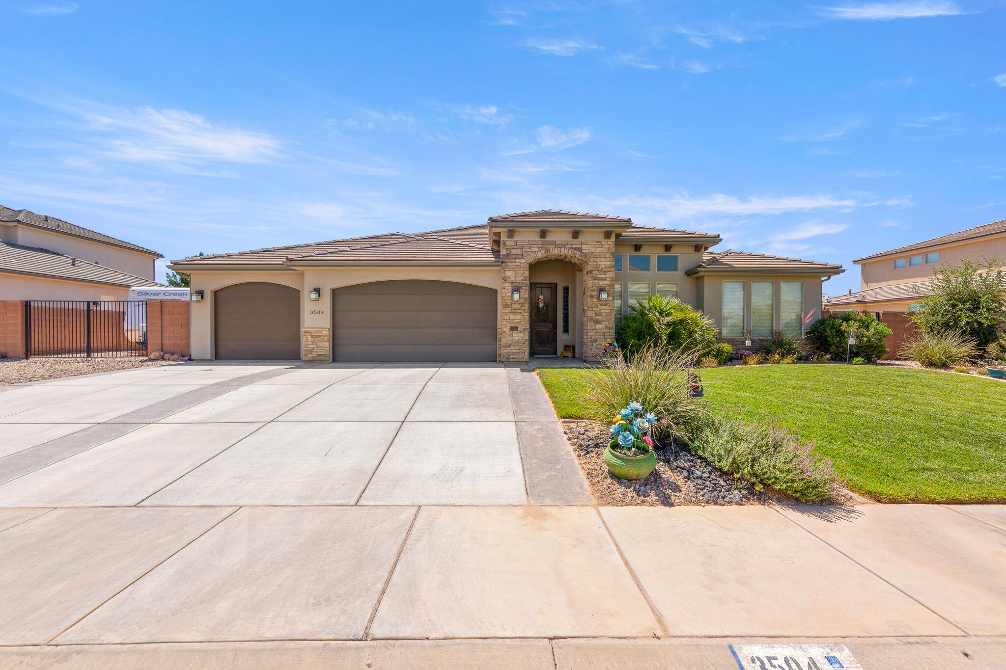 FIELDSTONE - Residential