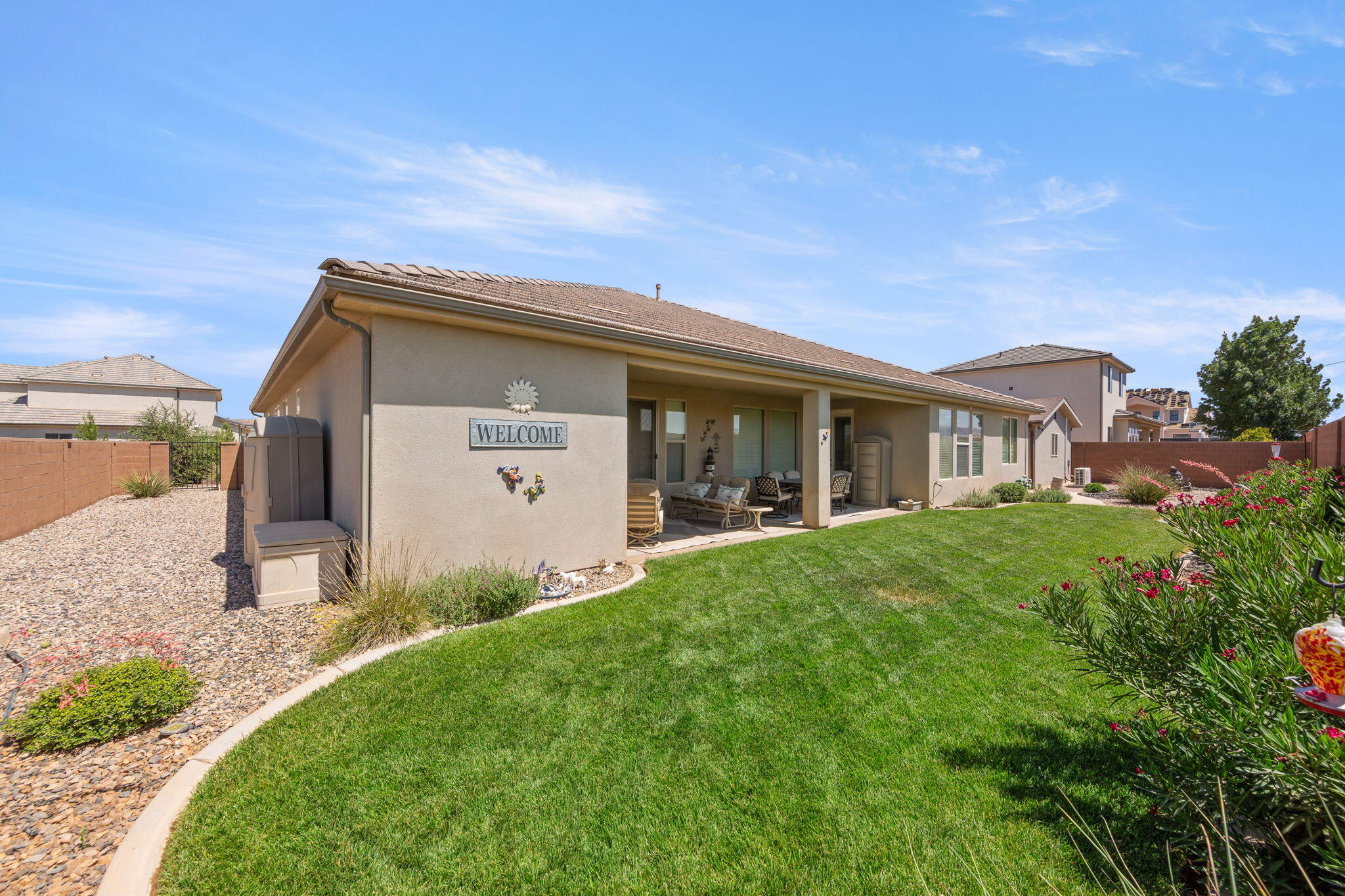 FIELDSTONE - Residential