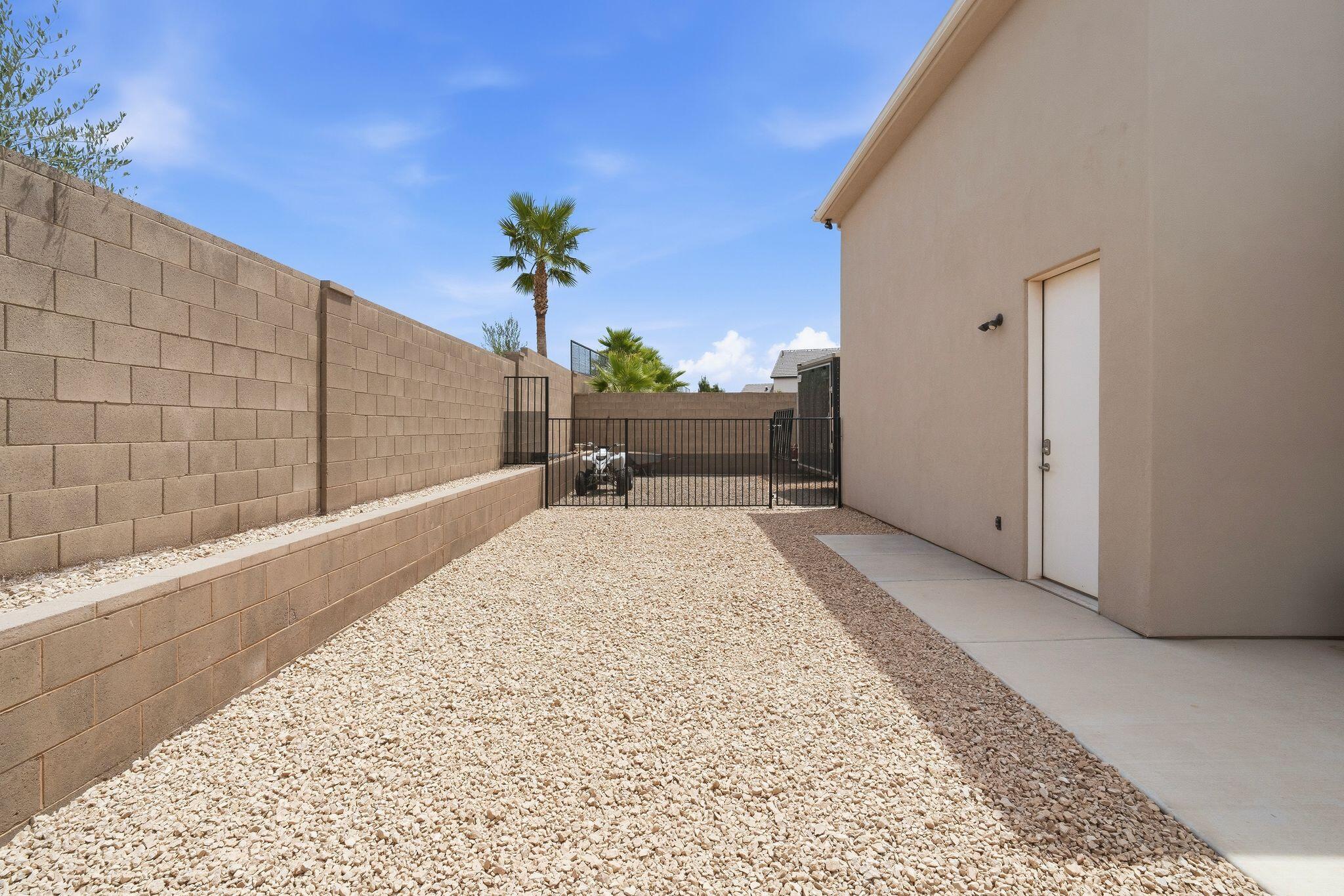 PECAN VALLEY - Residential