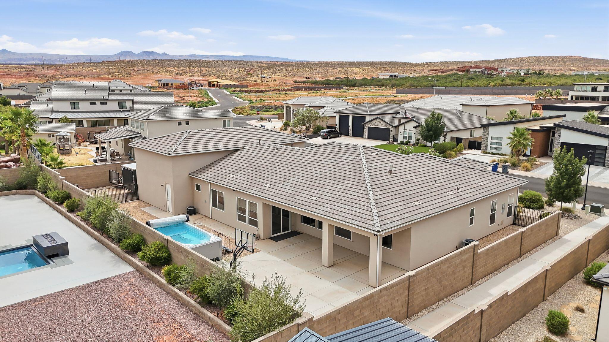 PECAN VALLEY - Residential