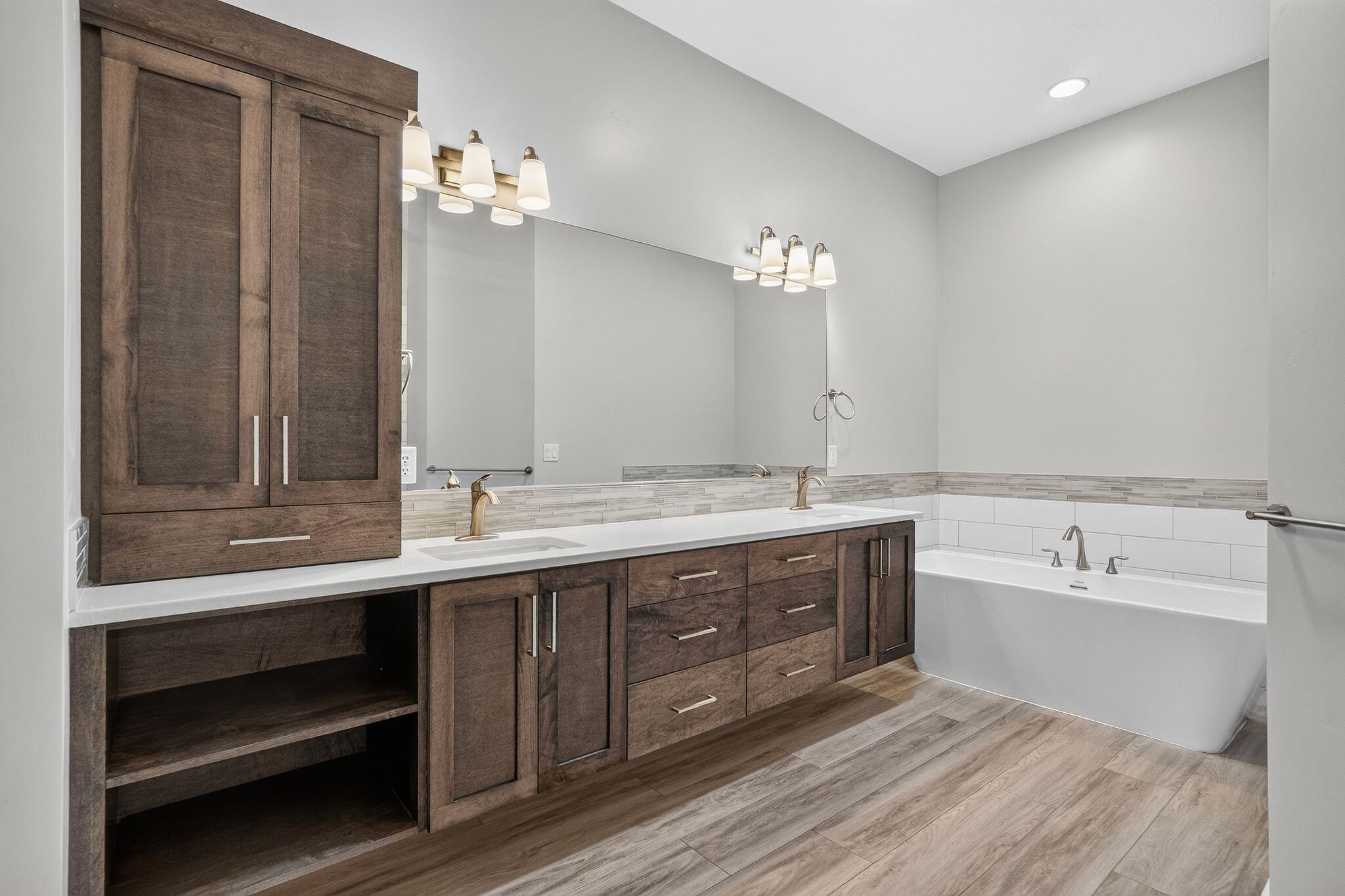 PECAN VALLEY - Residential