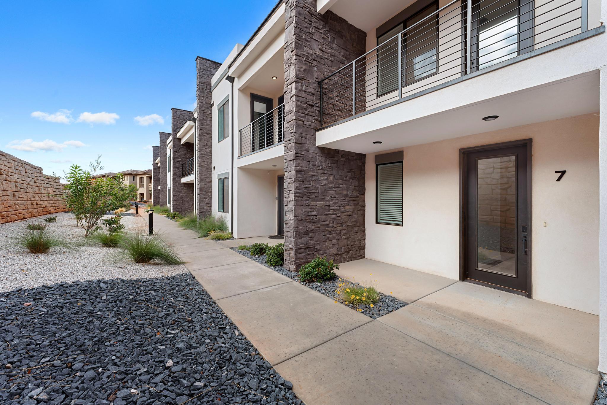 CORAL SPRINGS CONDOMINIUMS - Residential