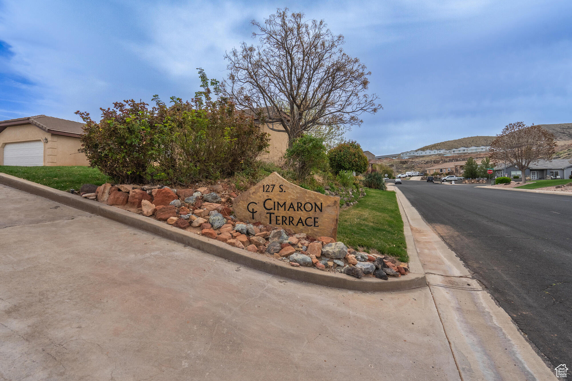 CIMARON TERRACE - Residential