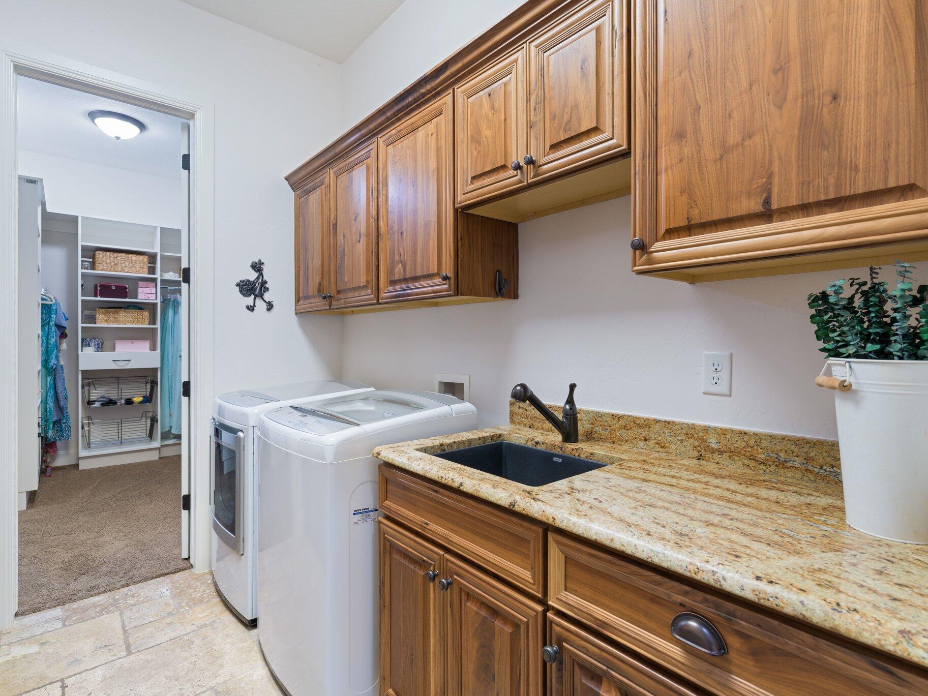 SILVERSTONE AT GREEN SPRINGS - Residential