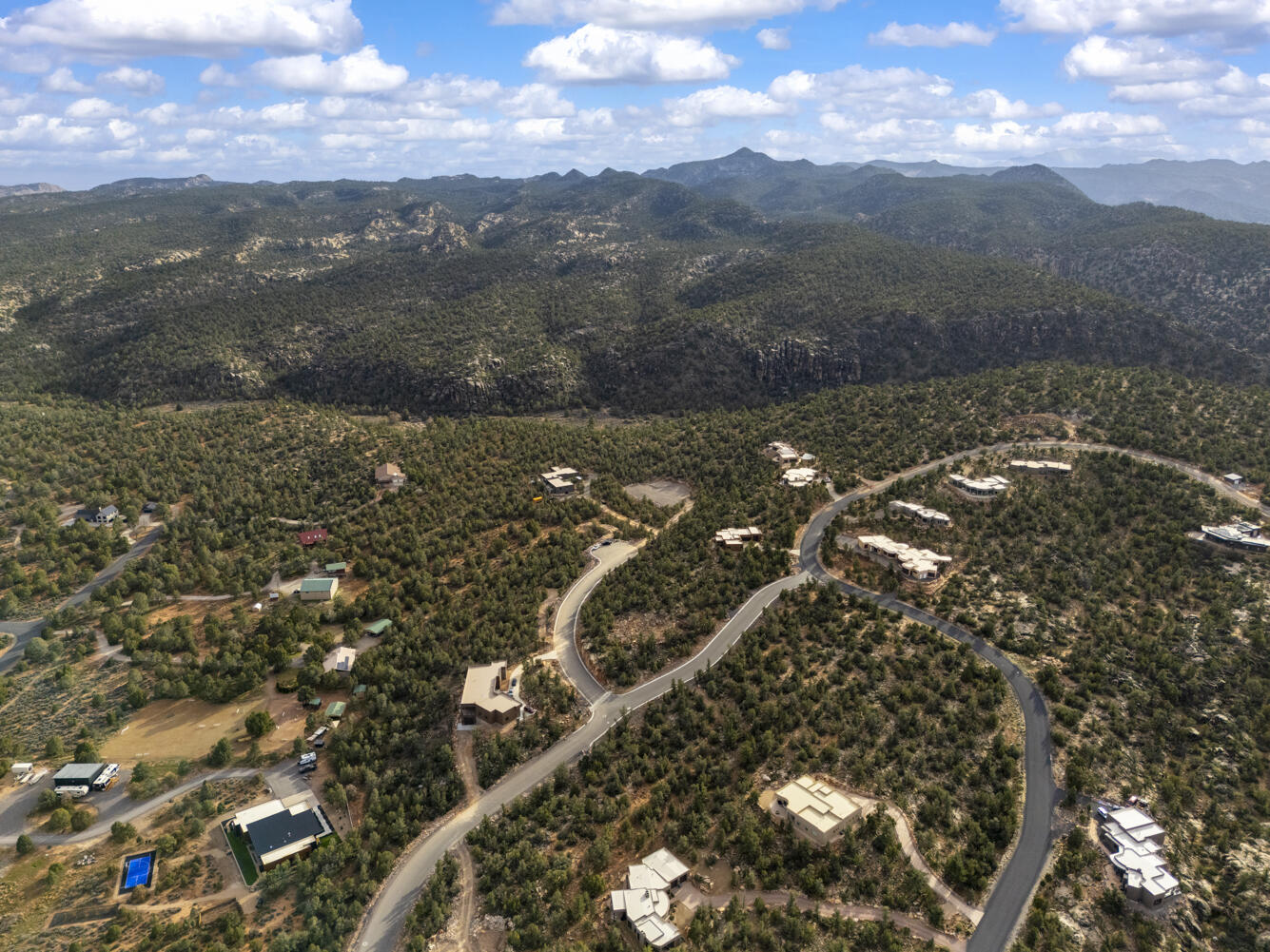 PINION HILLS - Land