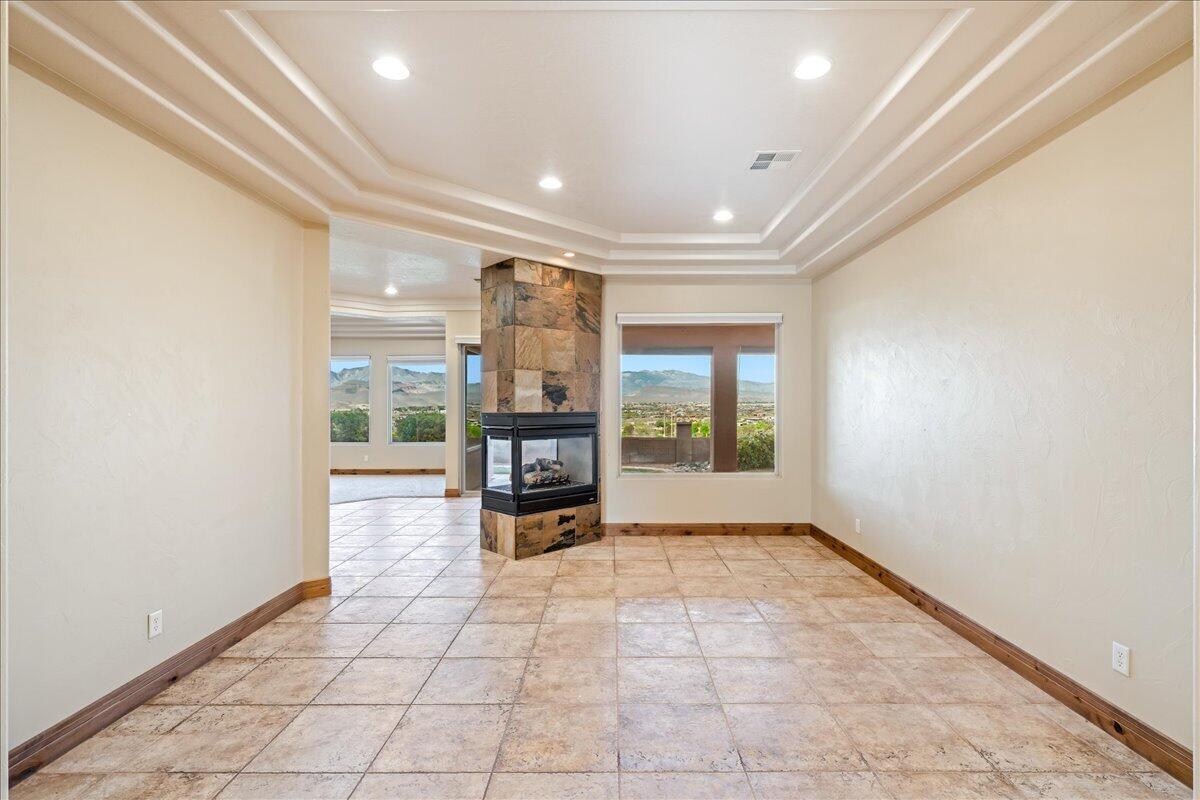 CASTLE ROCK - Residential