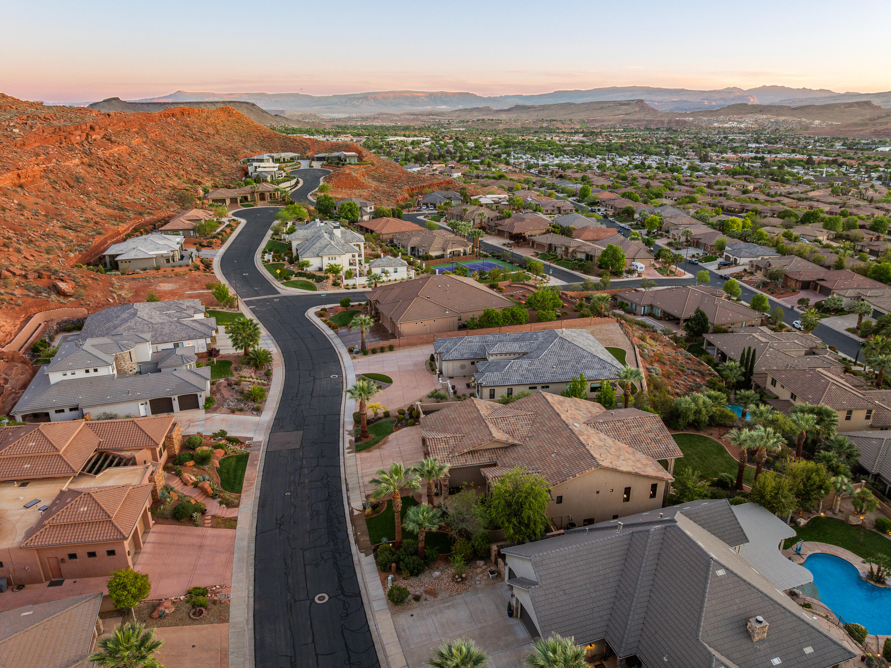 CASTLE ROCK - Residential