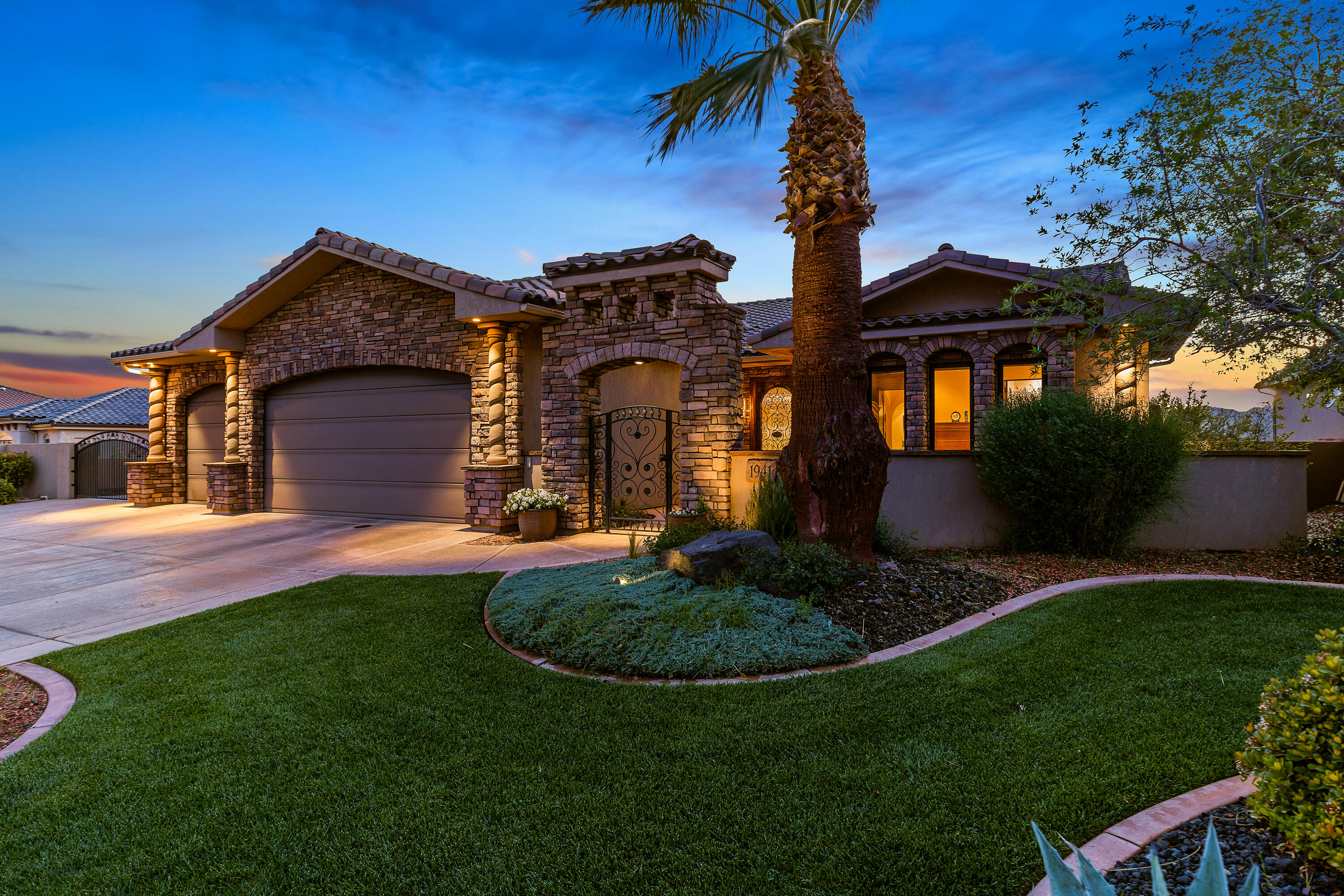 CASTLE ROCK - Residential