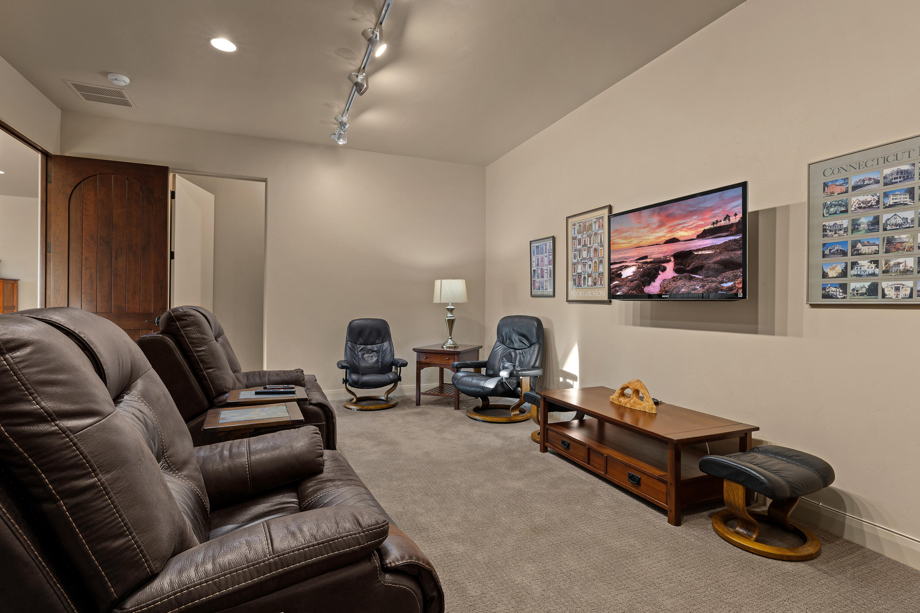 CASTLE ROCK - Residential