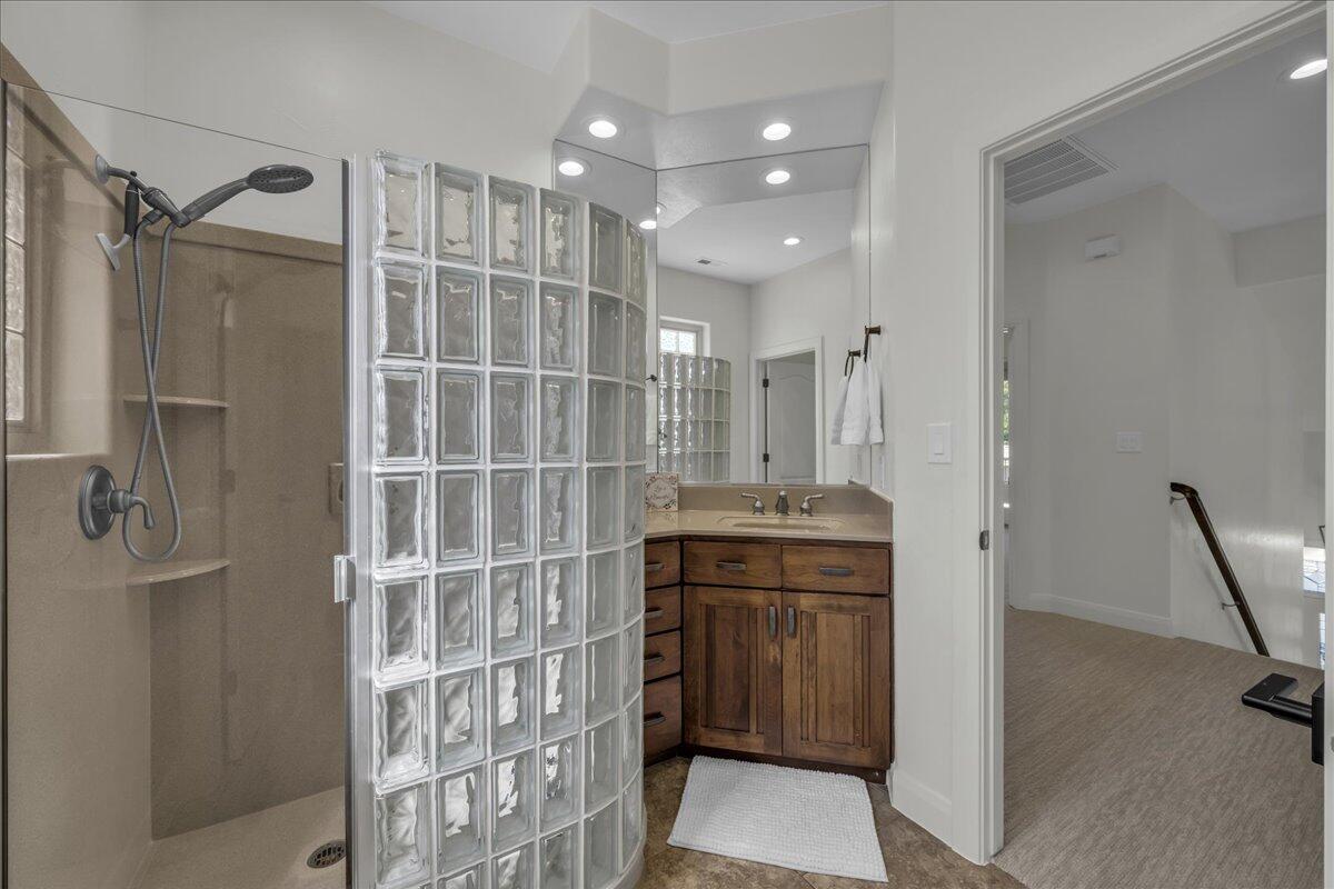 STONE CLIFF TOWNHOMES - Residential