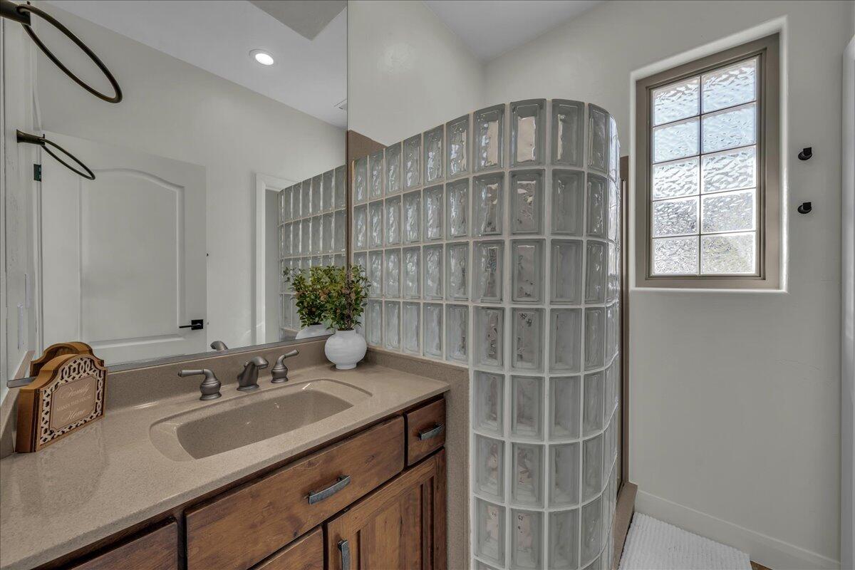 STONE CLIFF TOWNHOMES - Residential