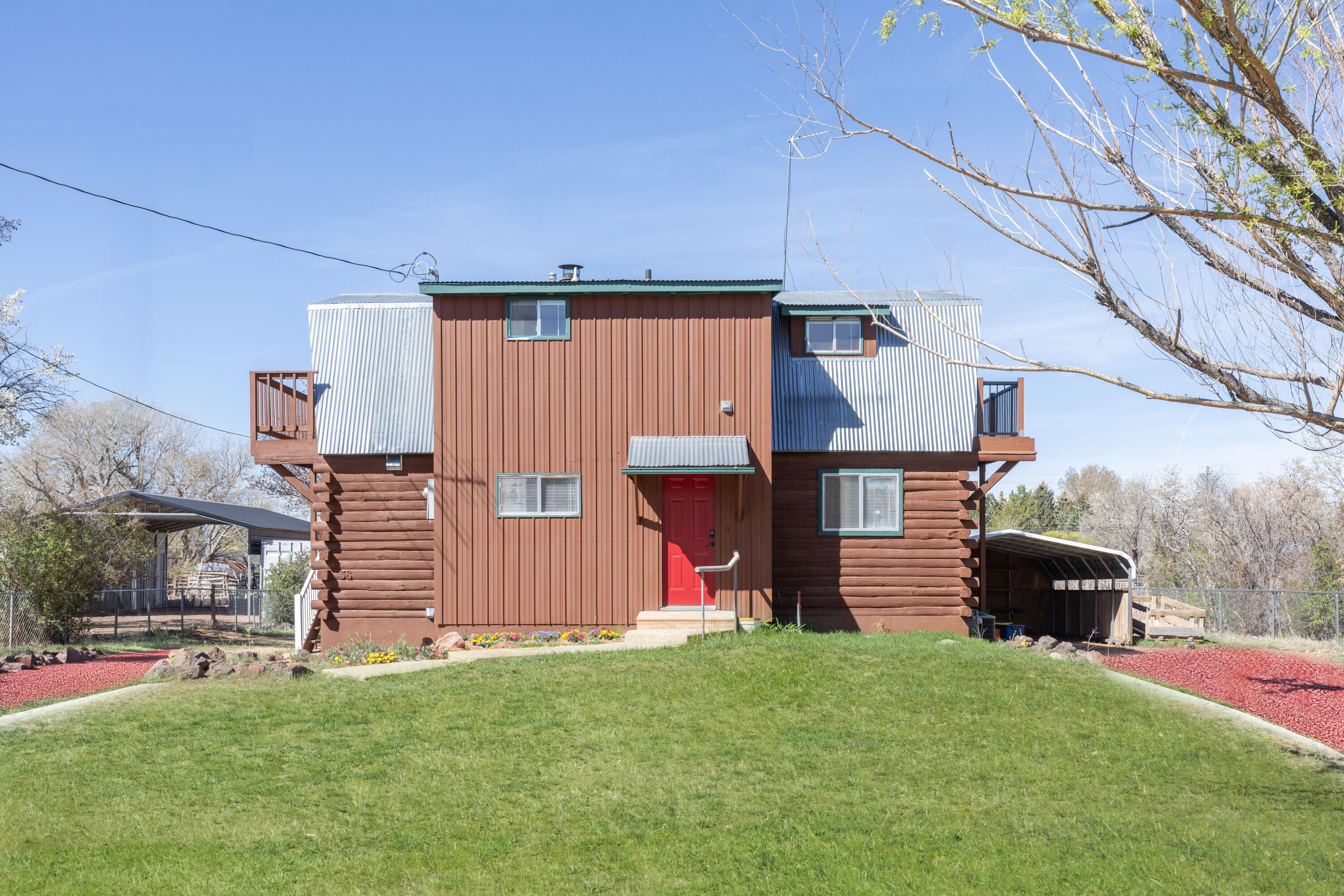 LAVA RIDGE - Residential