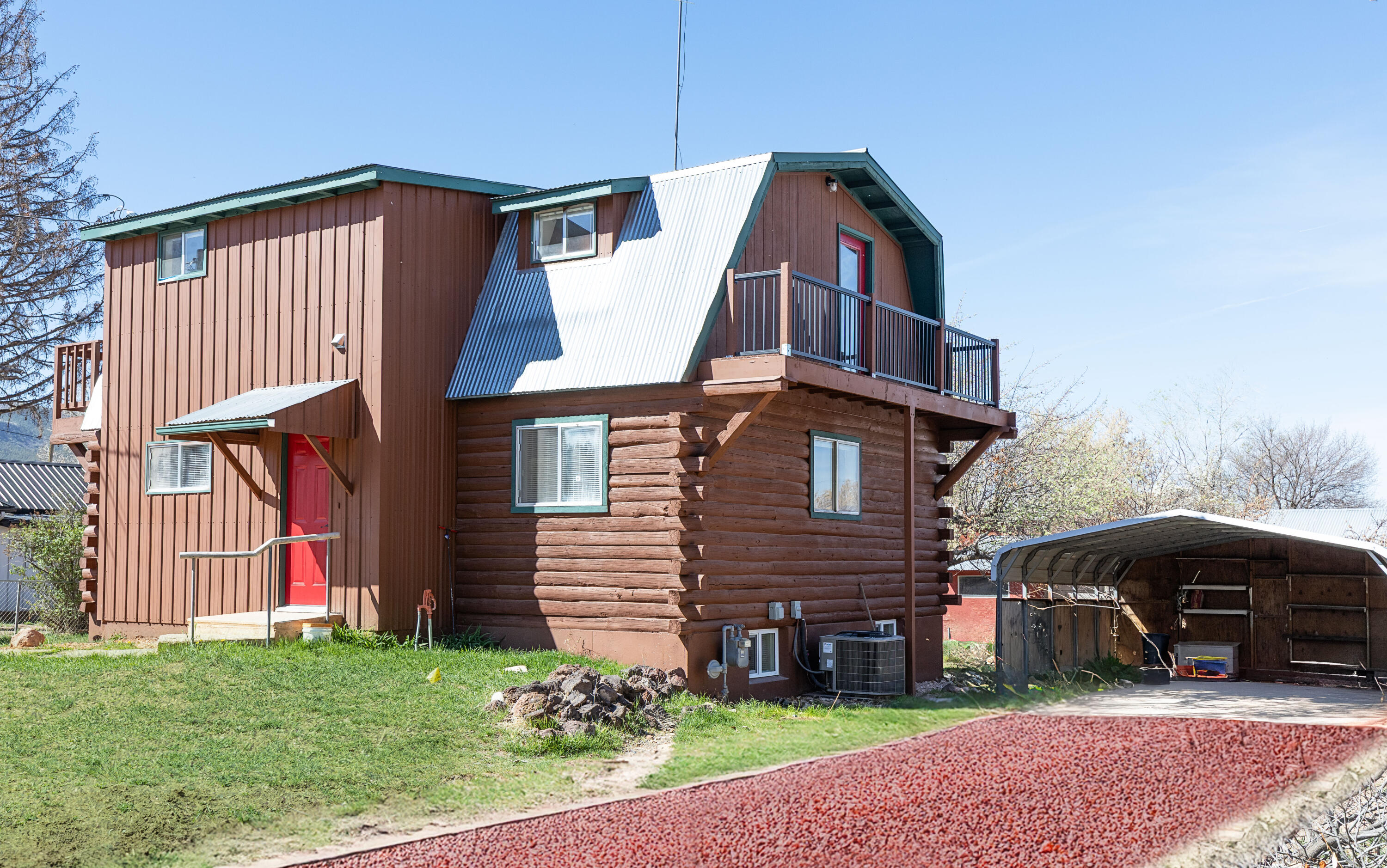 LAVA RIDGE - Residential