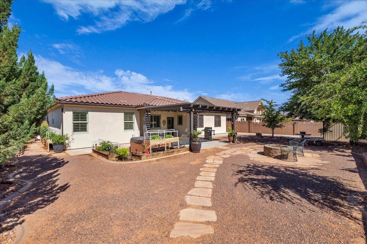 DIXIE SPRINGS - Residential