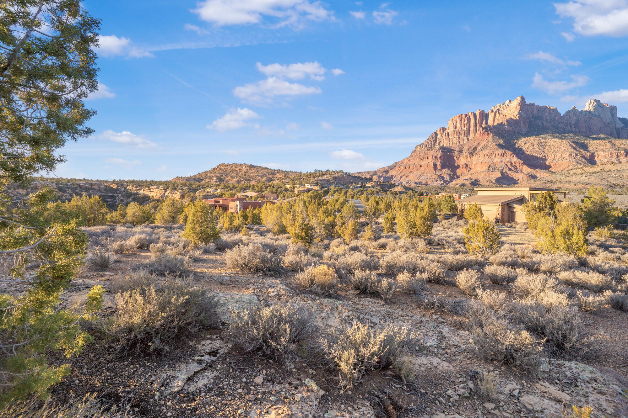 ANASAZI PLATEAU - Land