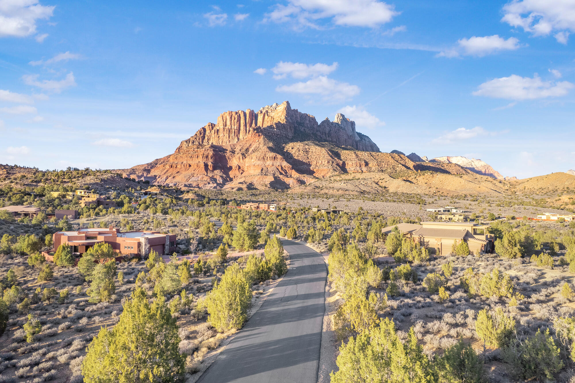 ANASAZI PLATEAU - Land