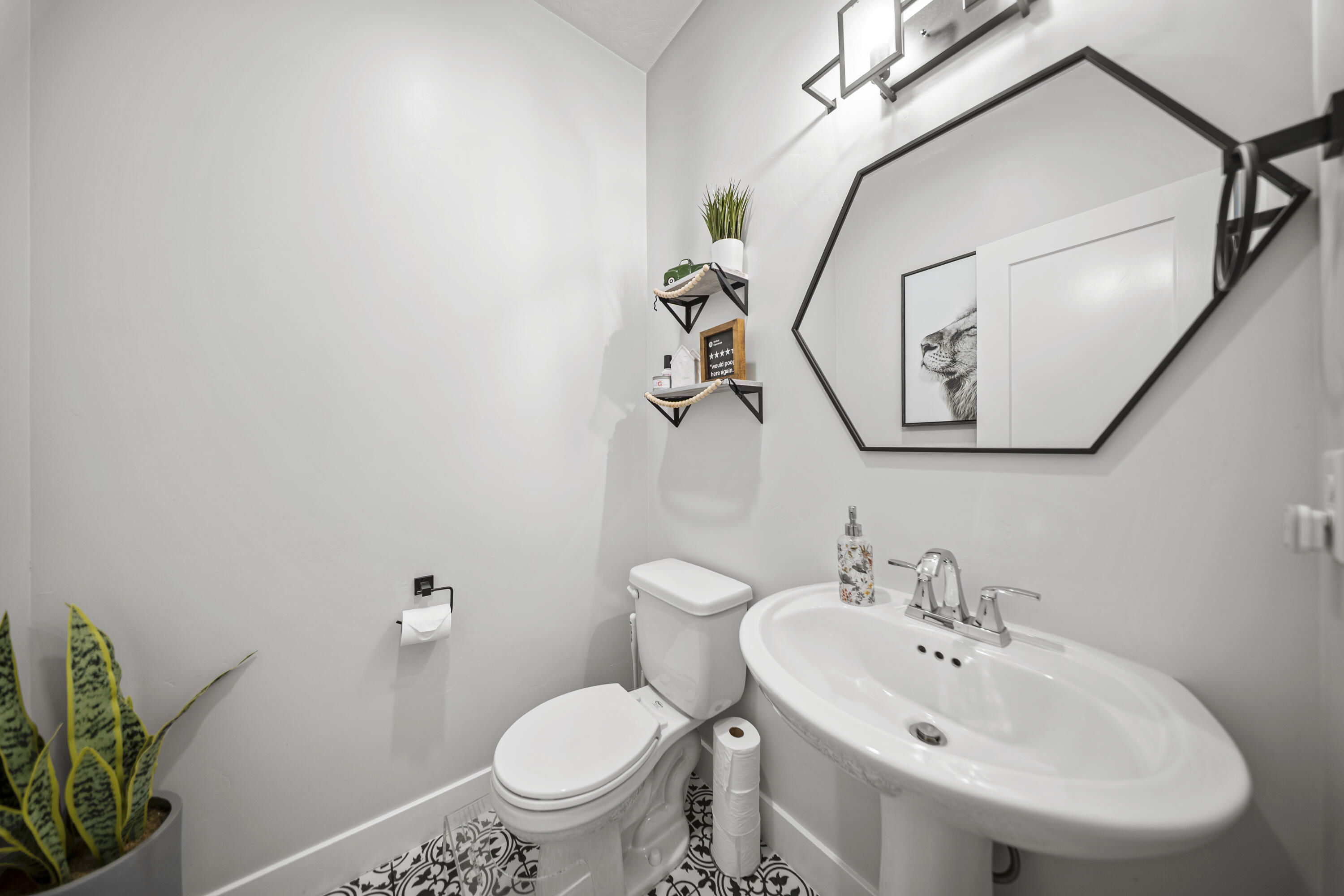 SAGE CANYON - Residential