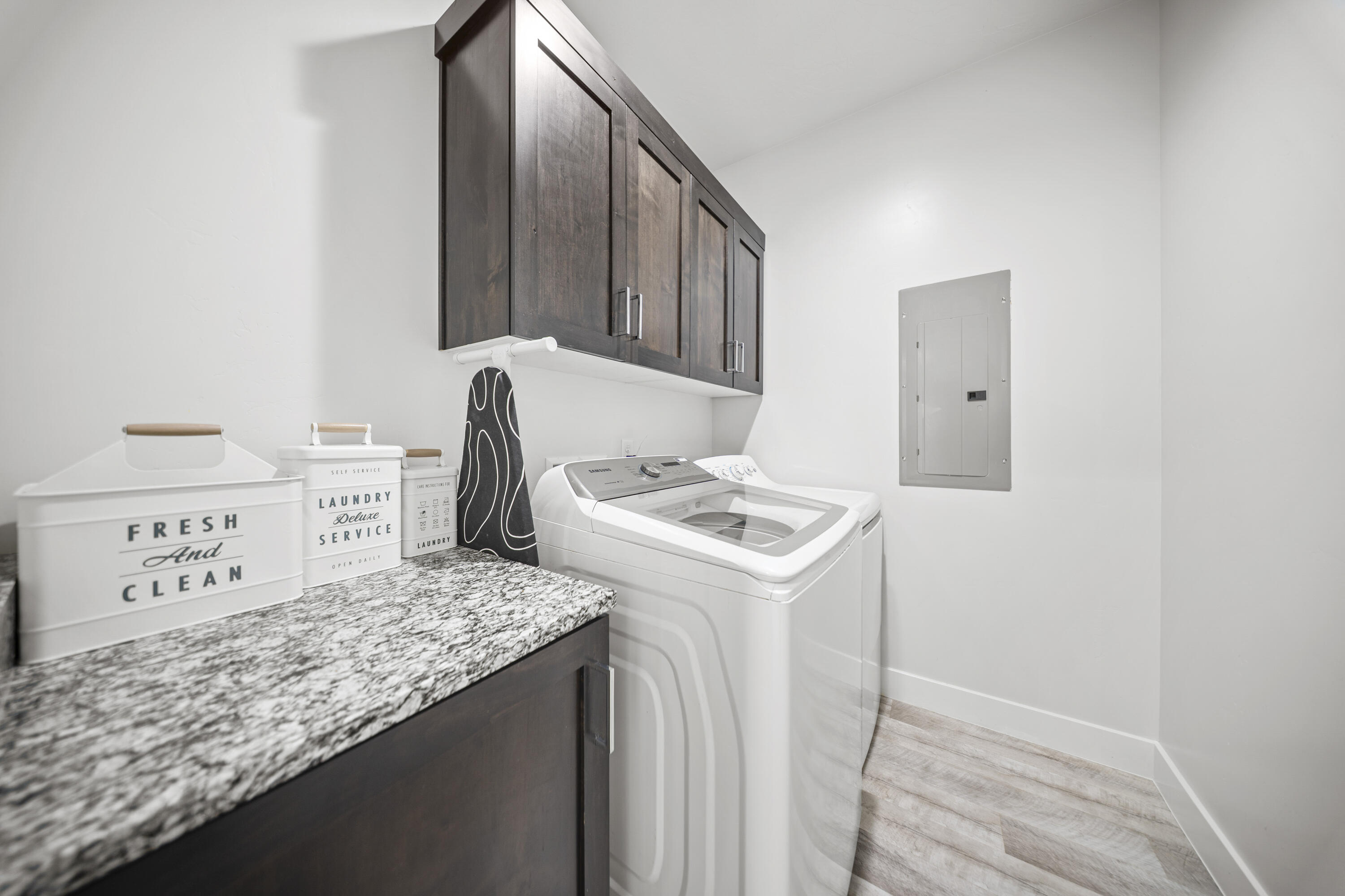 SAGE CANYON - Residential