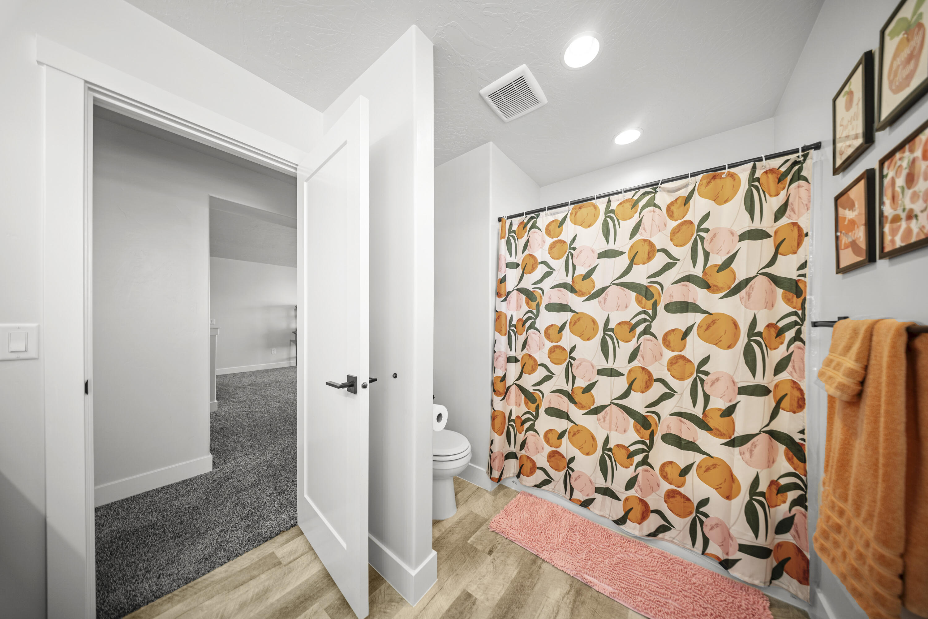 SAGE CANYON - Residential