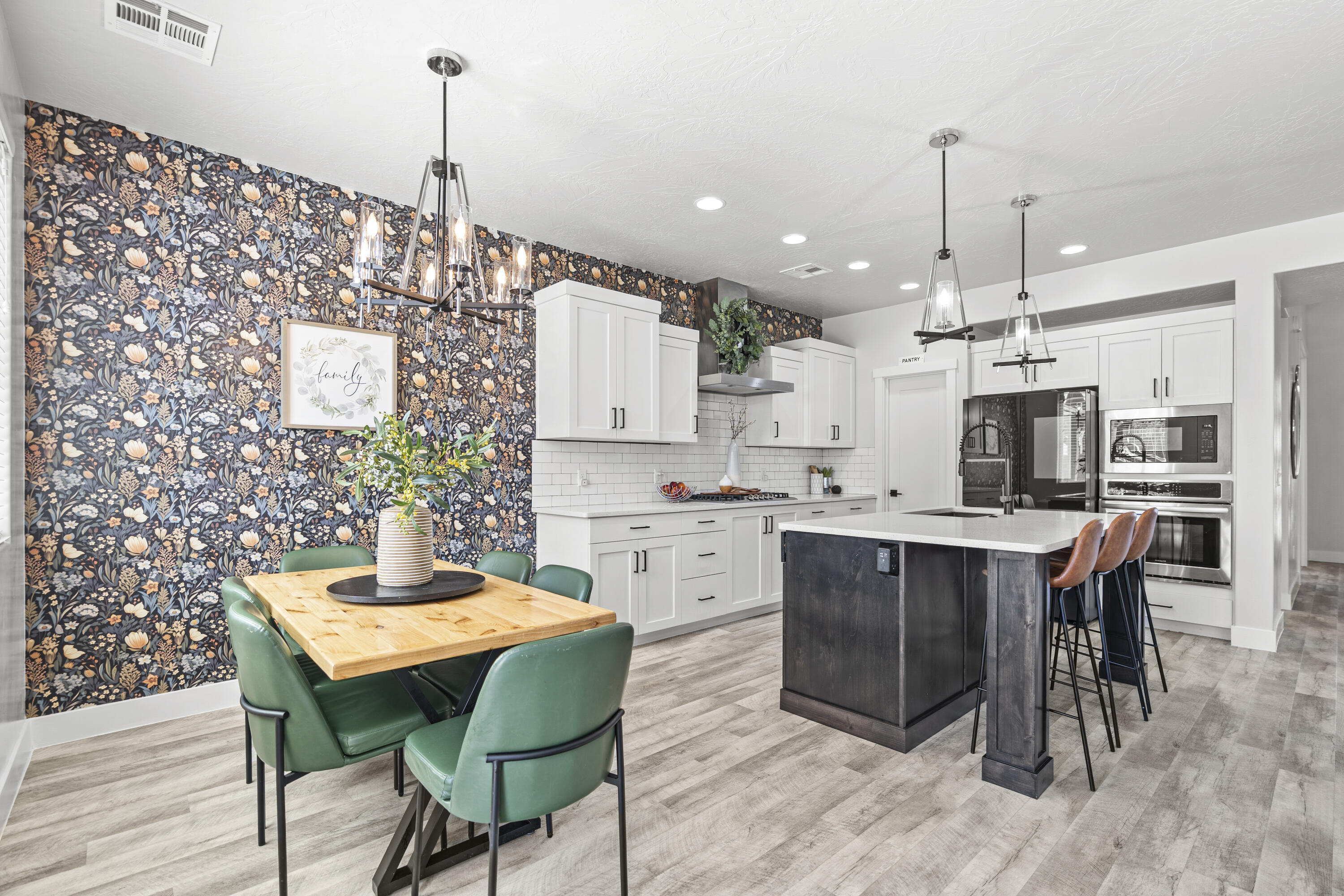 SAGE CANYON - Residential
