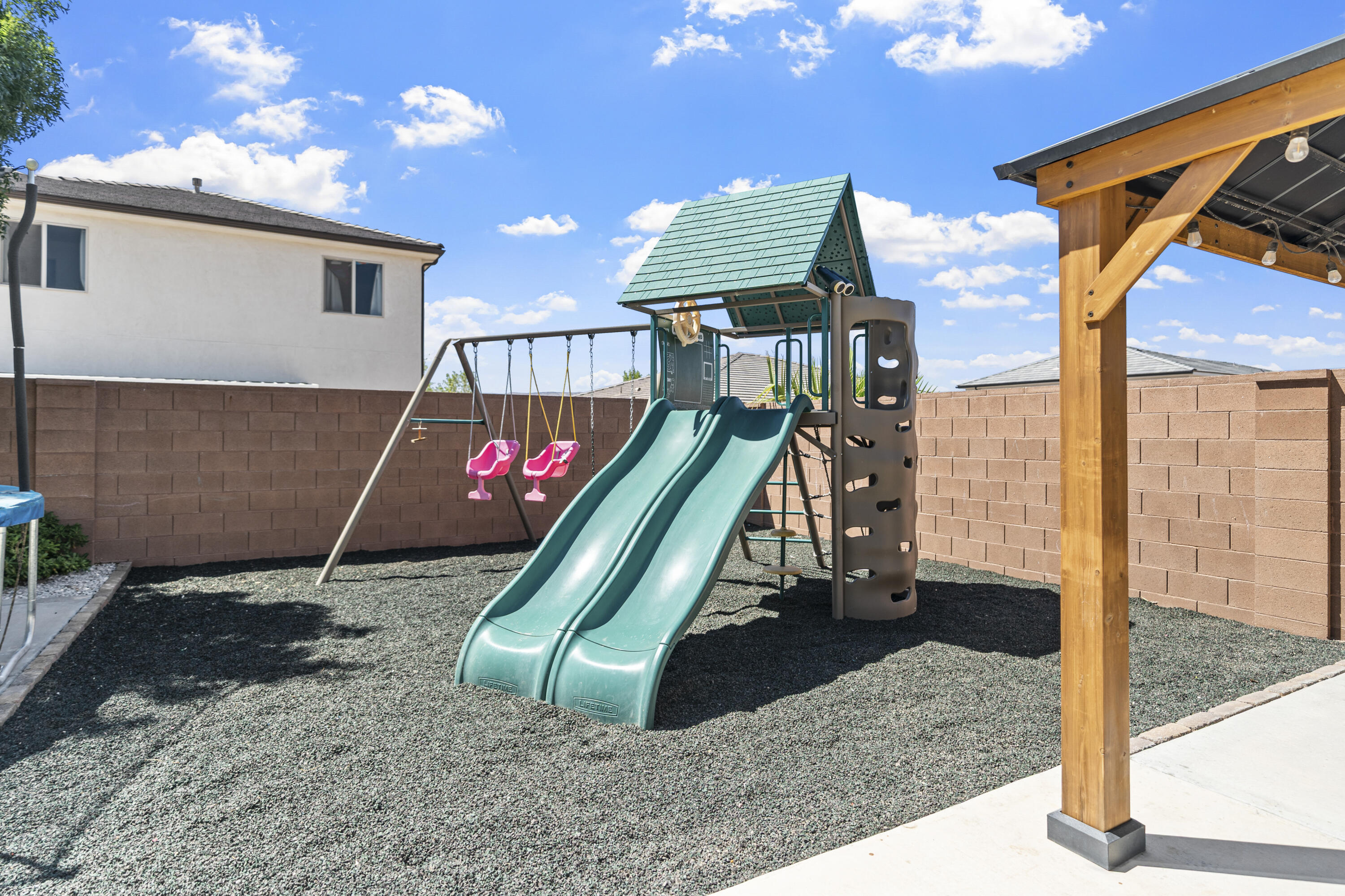 SAGE CANYON - Residential