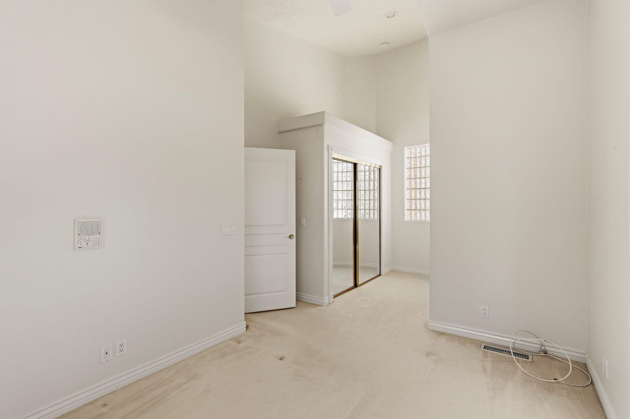 ST JAMES PLACE - Residential
