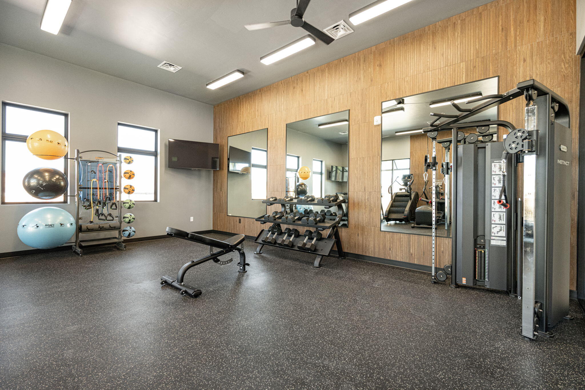 CLUB AT CORAL CANYON - Residential