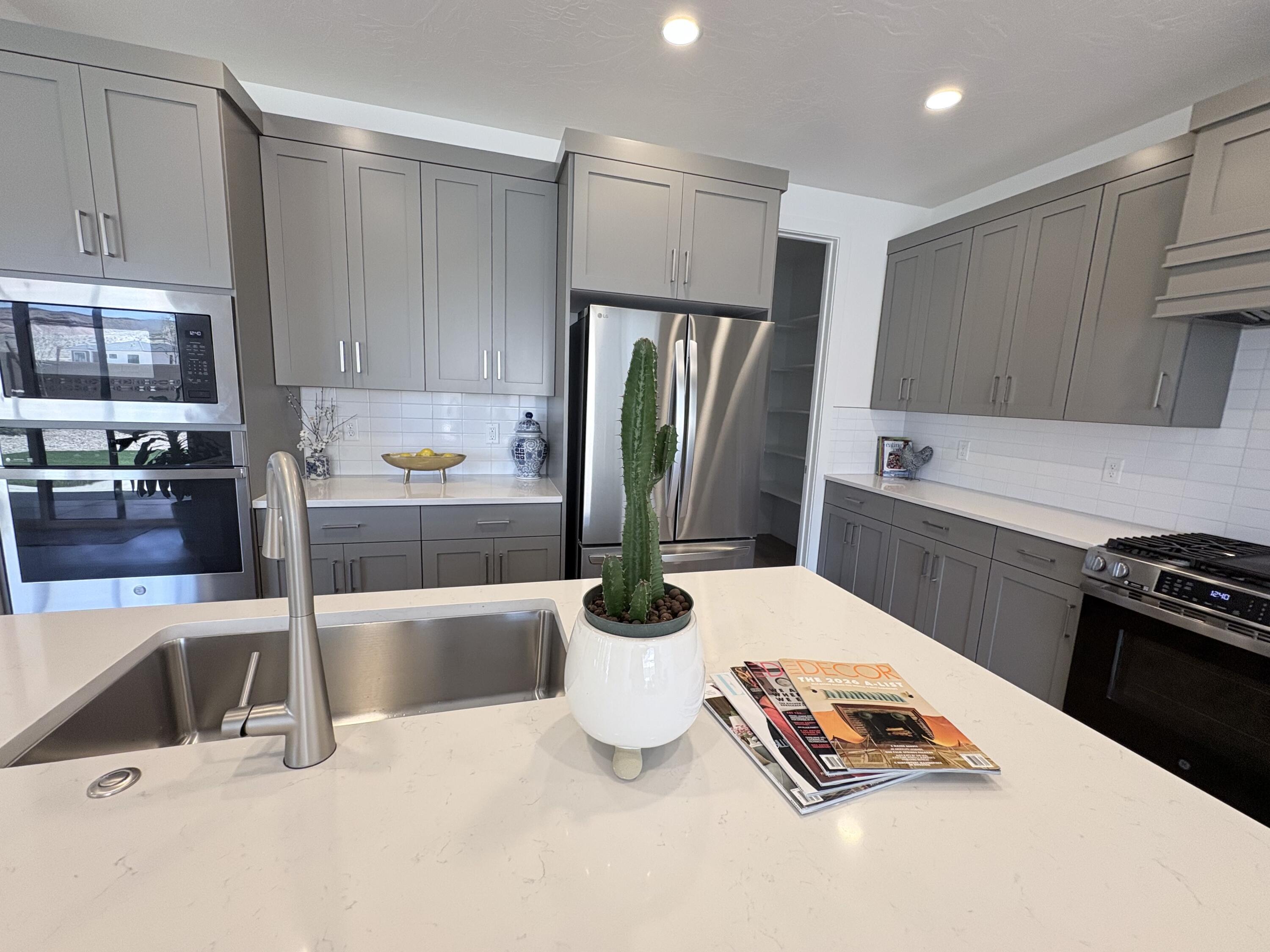 AVENIDAS AT HIDDEN VALLEY - Residential