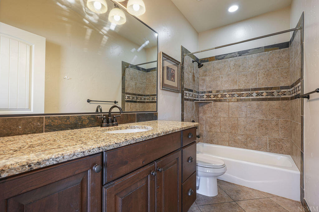 CORAL RIDGE TOWNHOMES - Residential