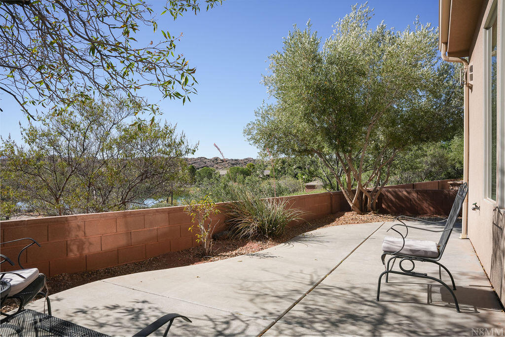 CORAL RIDGE TOWNHOMES - Residential
