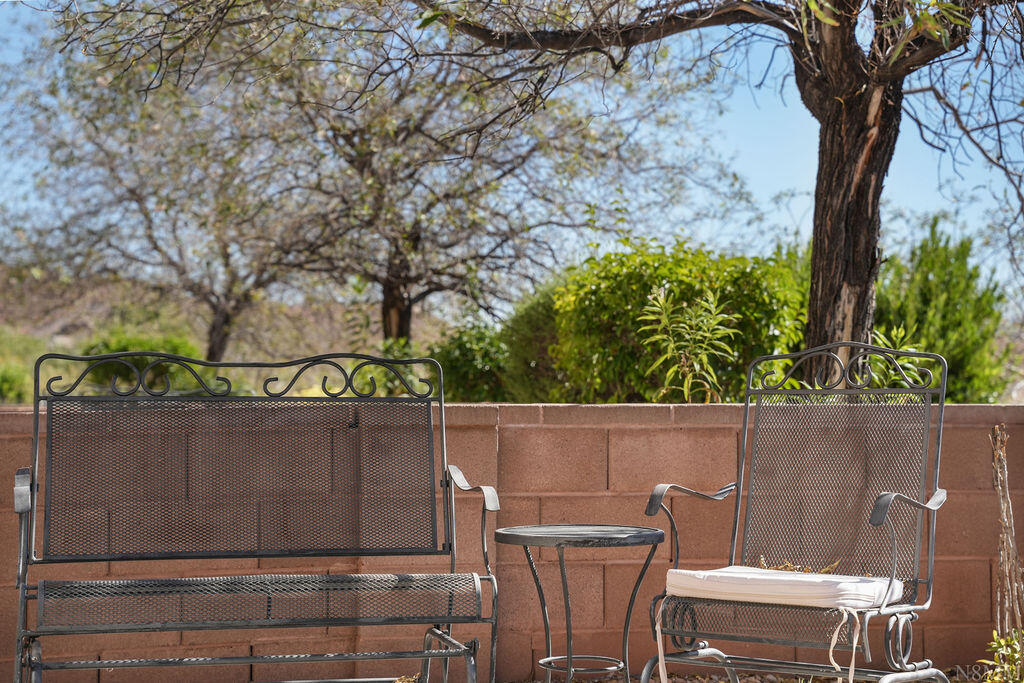 CORAL RIDGE TOWNHOMES - Residential