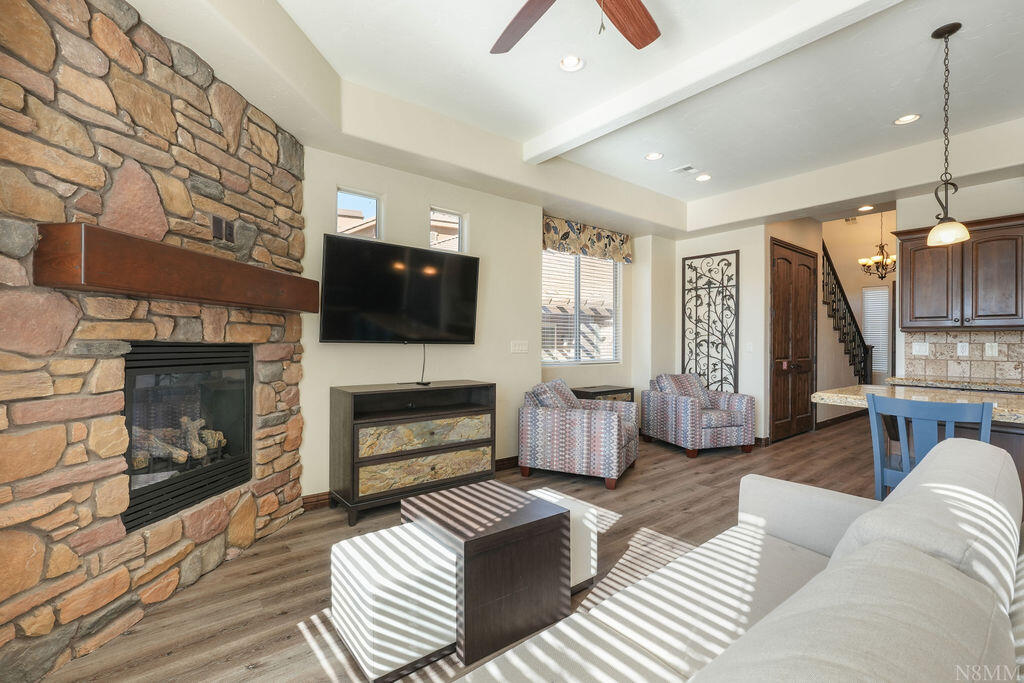 CORAL RIDGE TOWNHOMES - Residential