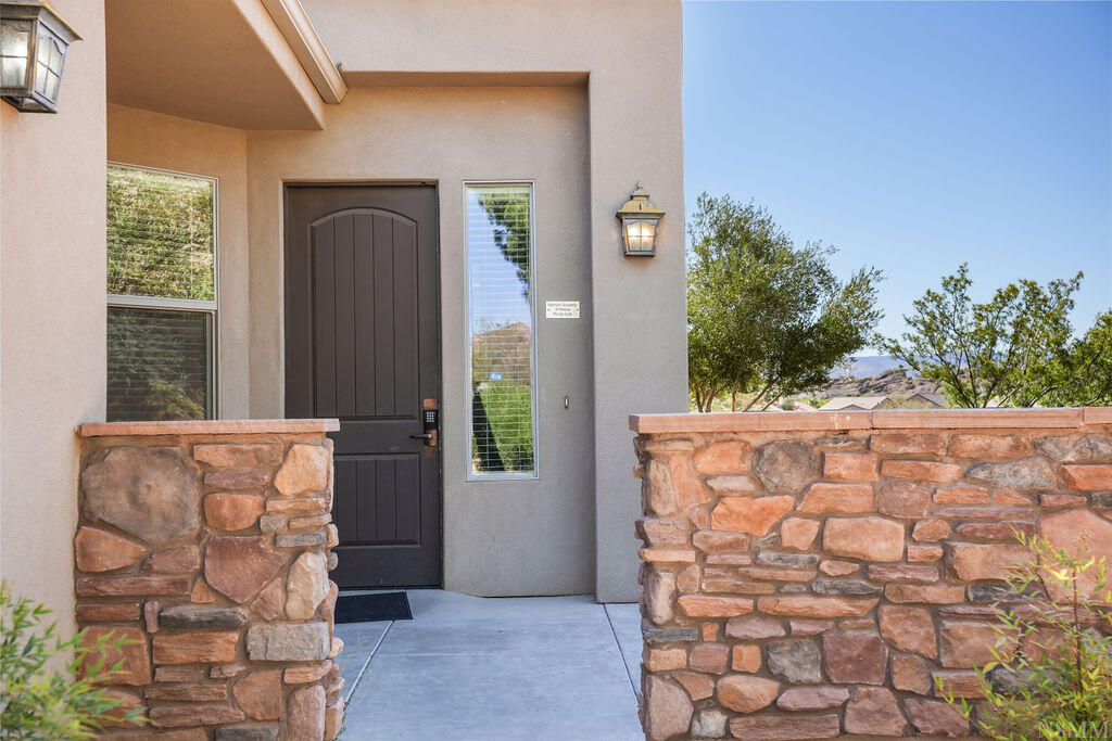 CORAL RIDGE TOWNHOMES - Residential