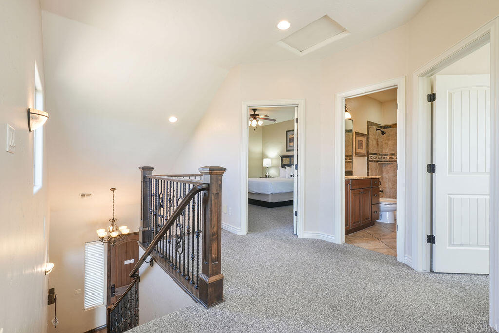 CORAL RIDGE TOWNHOMES - Residential