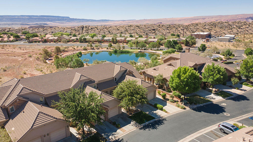 CORAL RIDGE TOWNHOMES - Residential