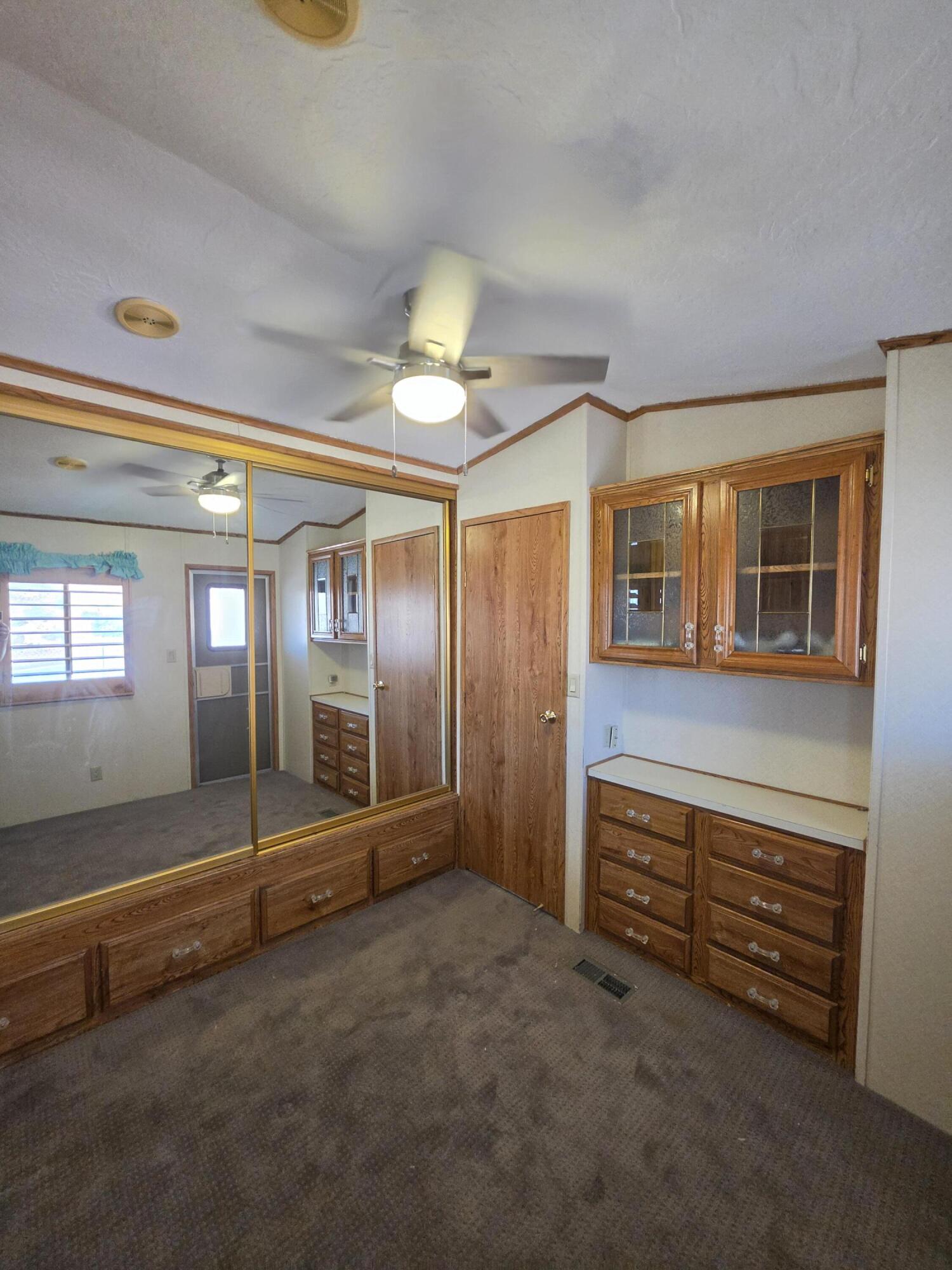 TWIN LAKES RV PARK - Residential